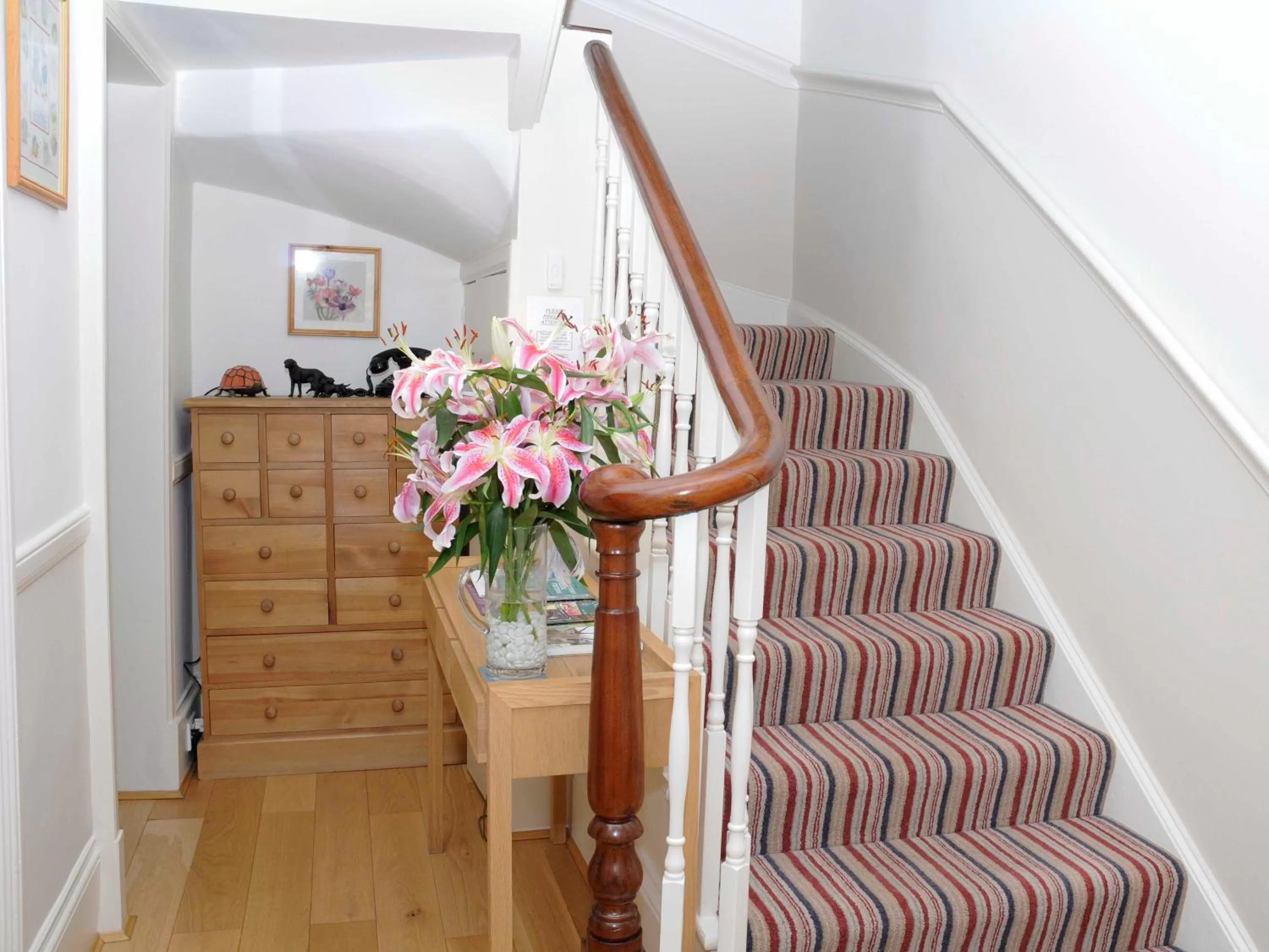 Lobby or reception in Douglas House