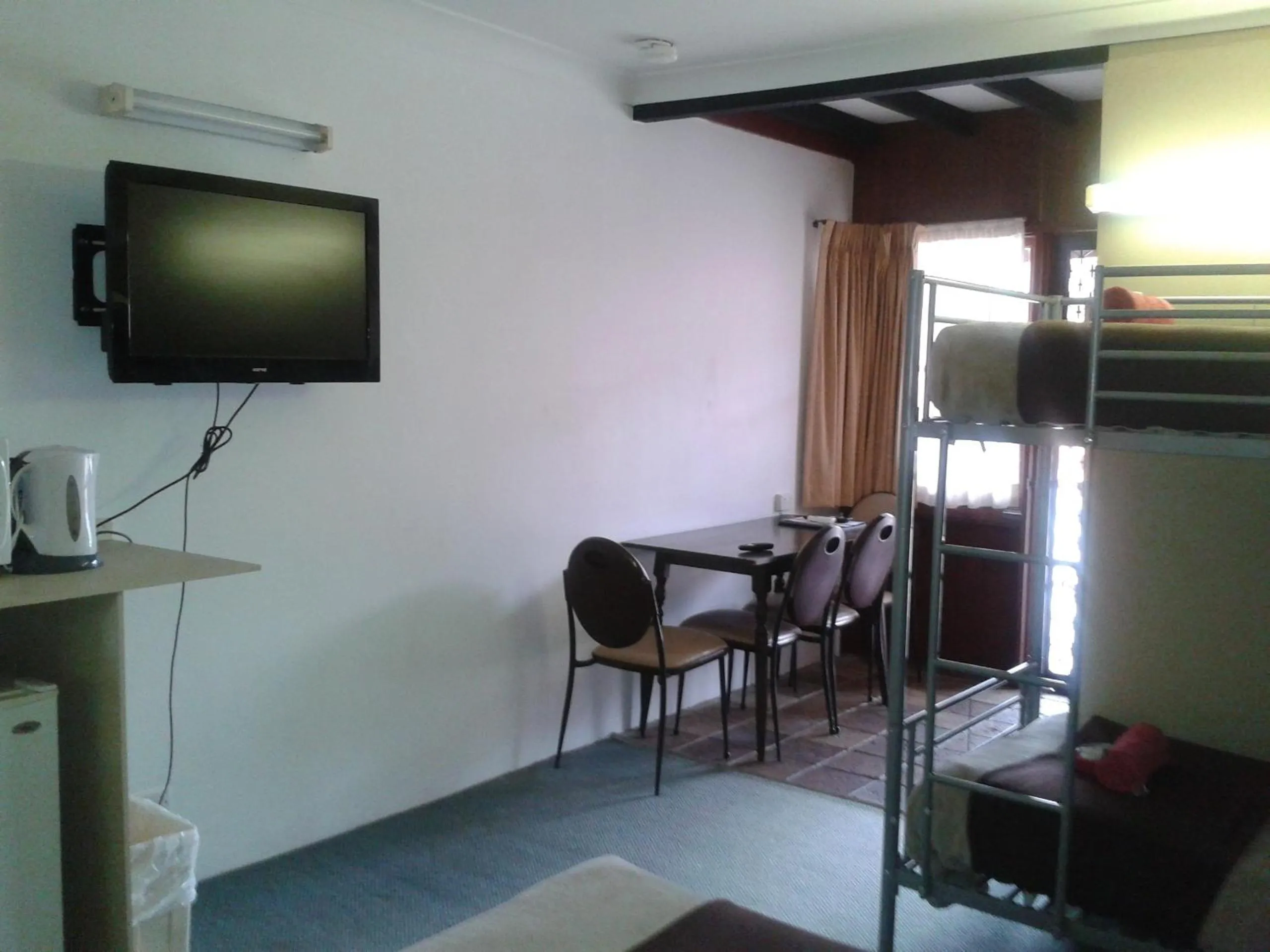 Dining area in Elsinor Motor Lodge