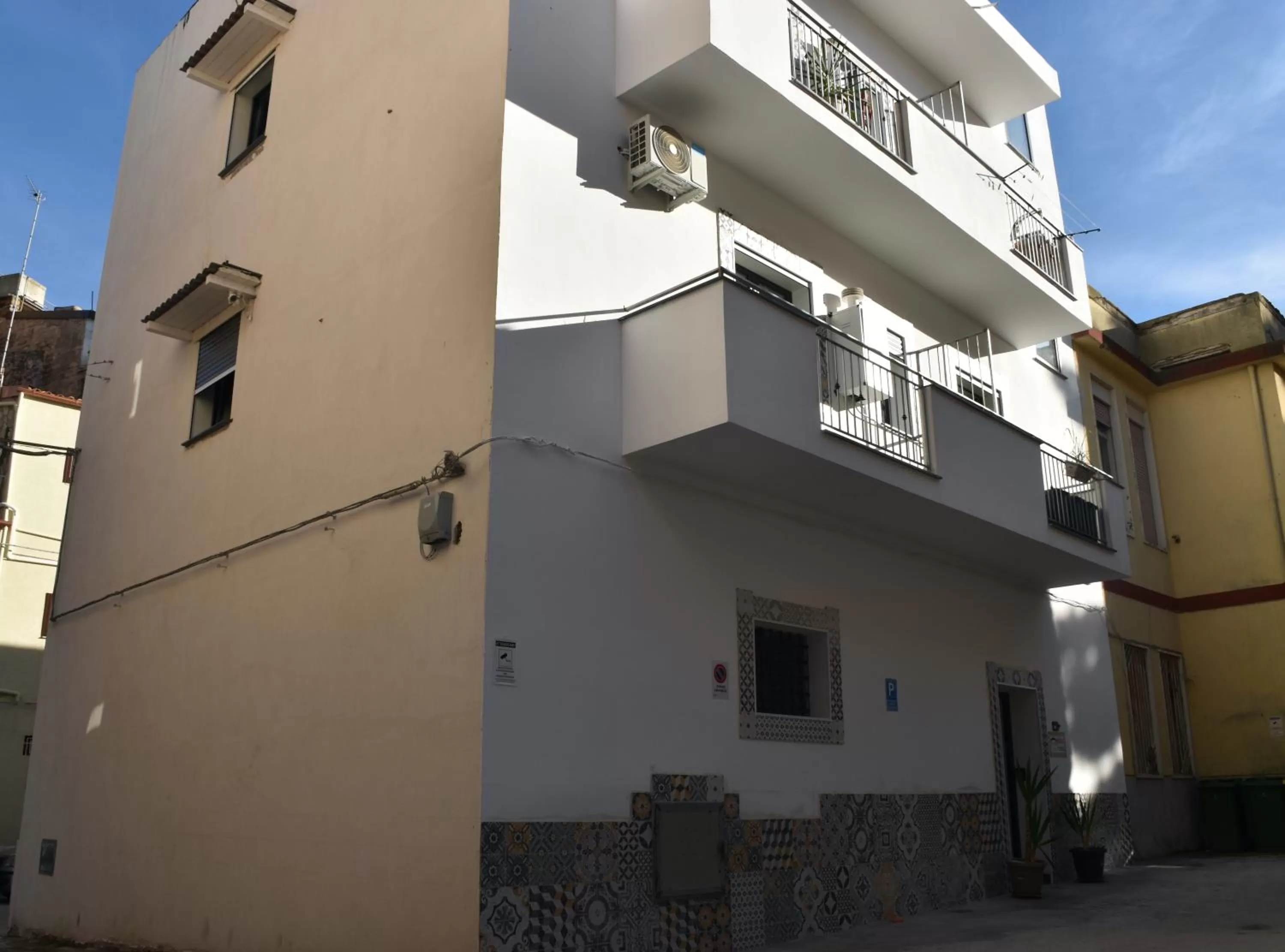 Property building in B&B Aurora