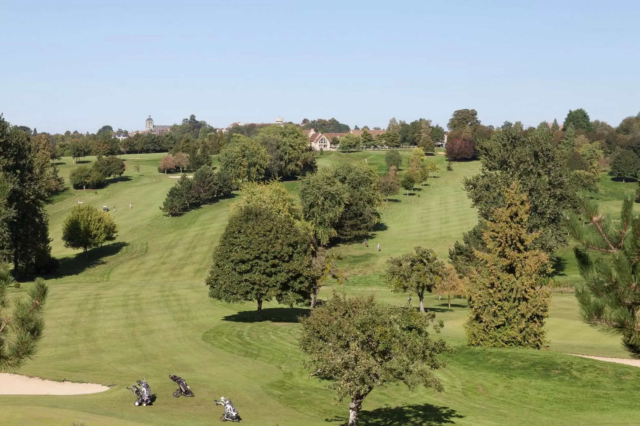 Facade/entrance, Bird's-eye View in Hôtel Résidence Normandy Country Club by Popinns