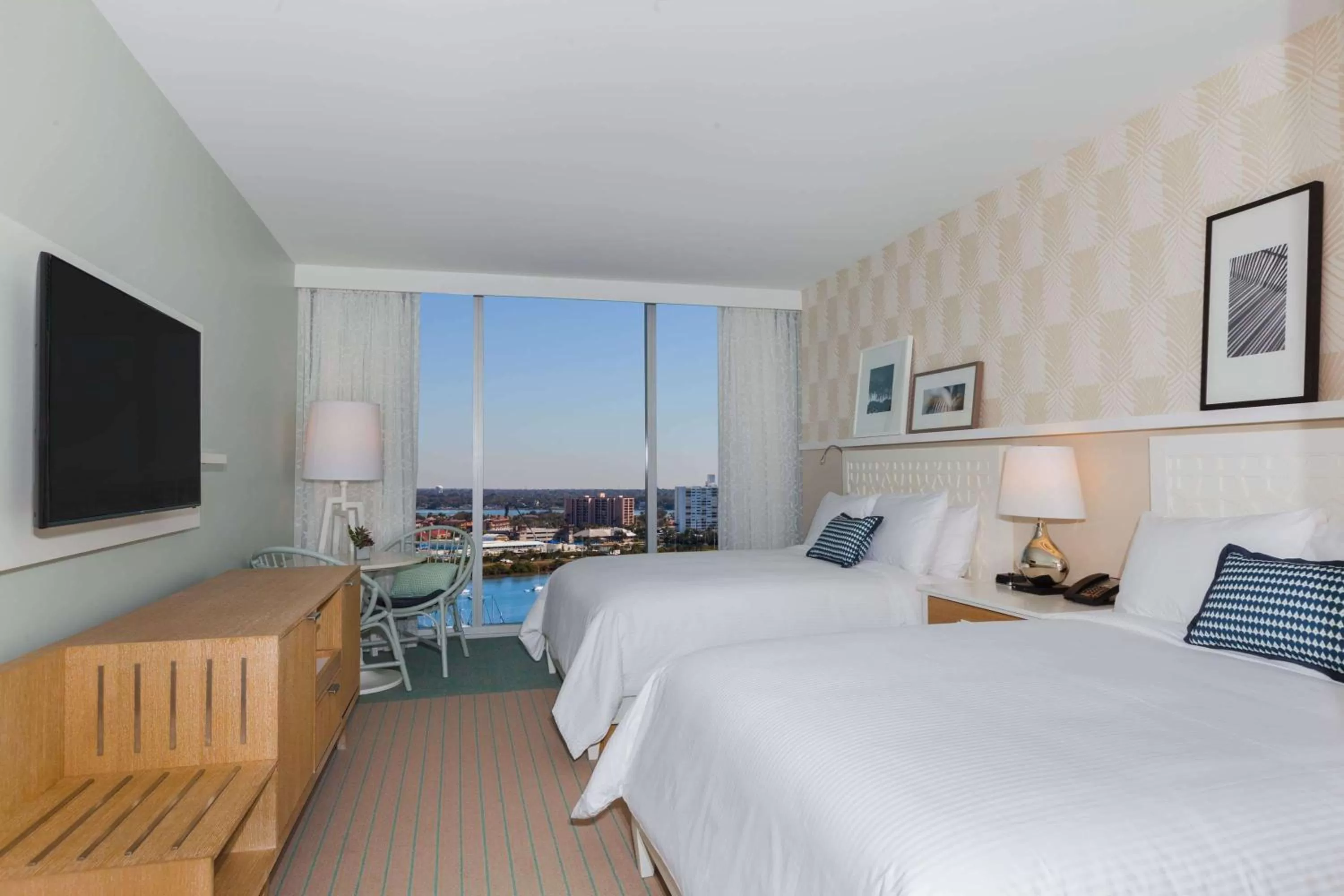 Photo of the whole room, Bed in Wyndham Grand Clearwater Beach