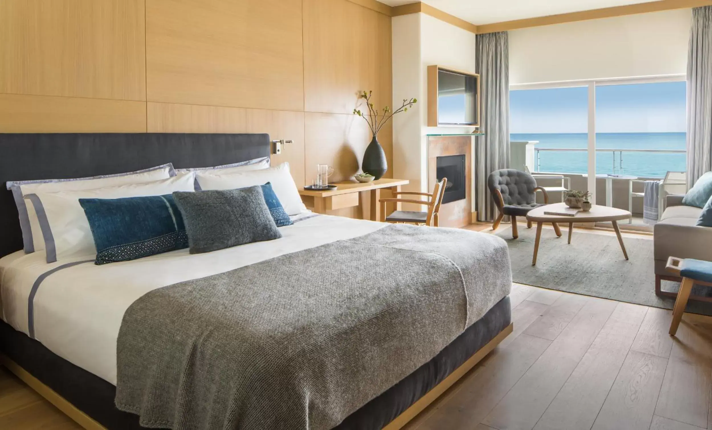 Day, Bed in Malibu Beach Inn Day, Bed in Malibu Beach Inn