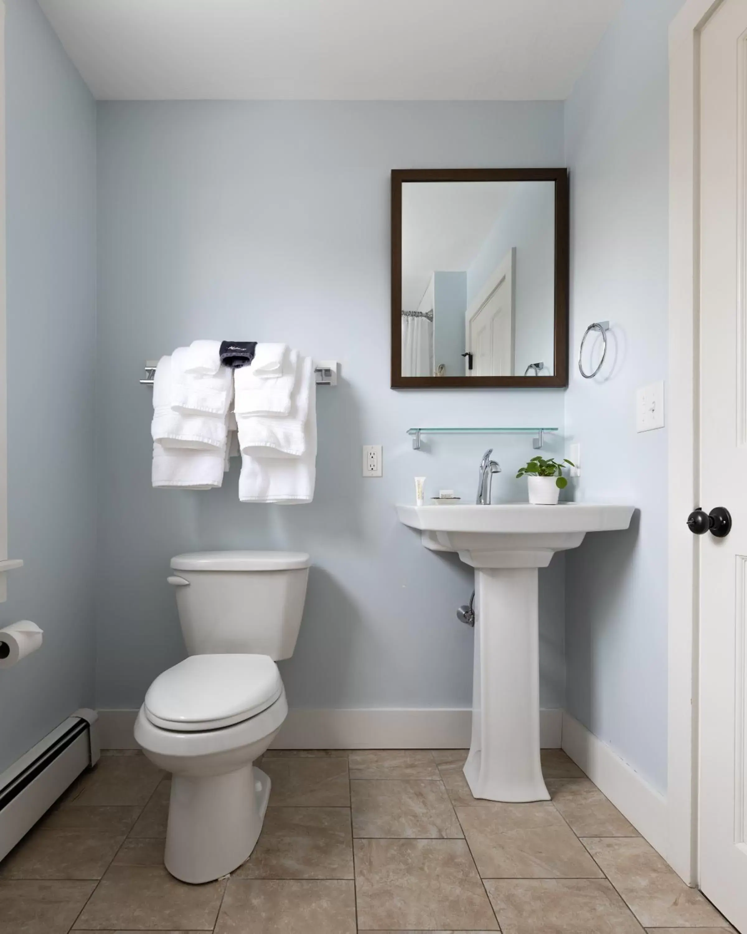 Toilet, Bathroom in The Sailmaker's House