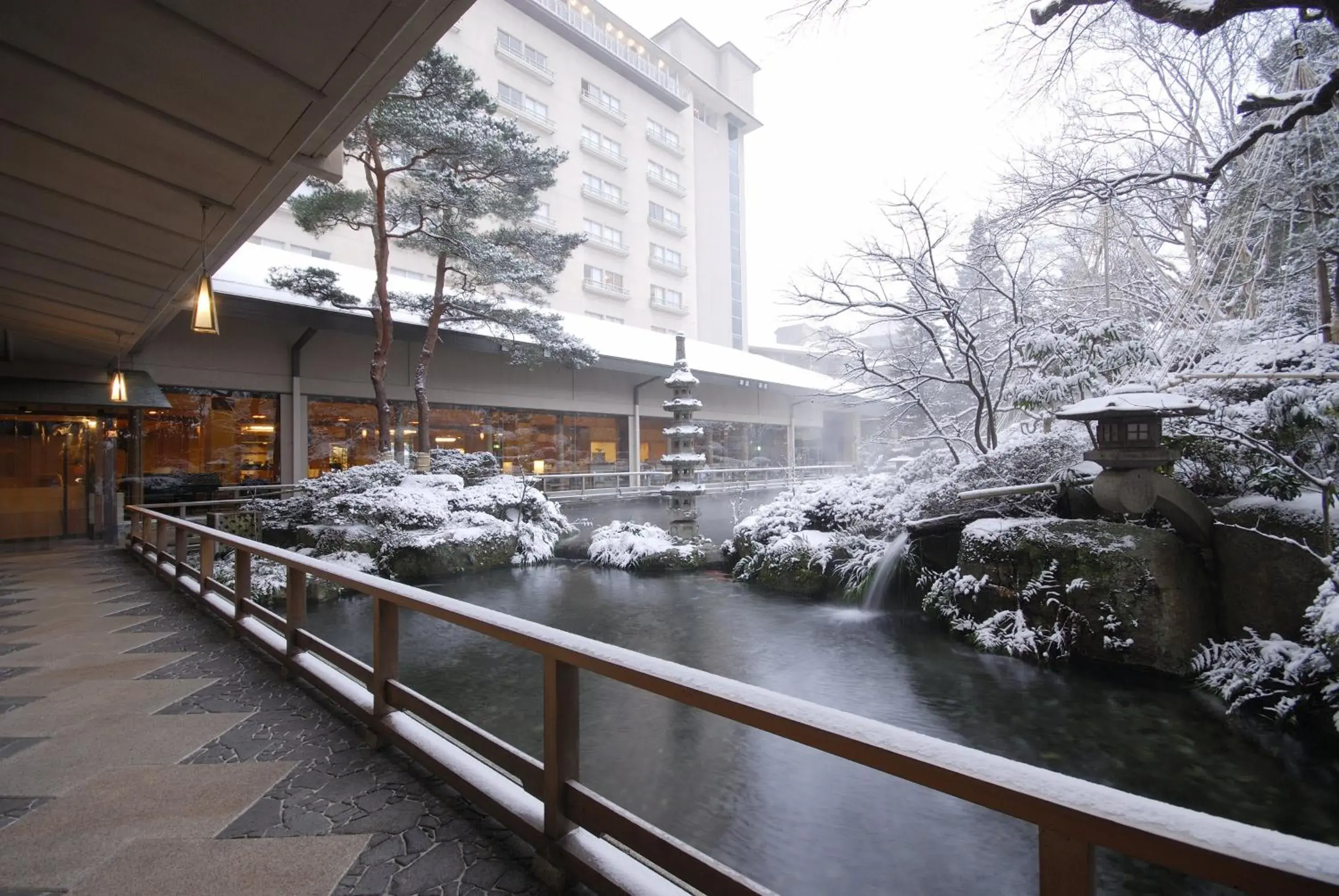 Property building, Winter in Gero Onsen Suimeikan