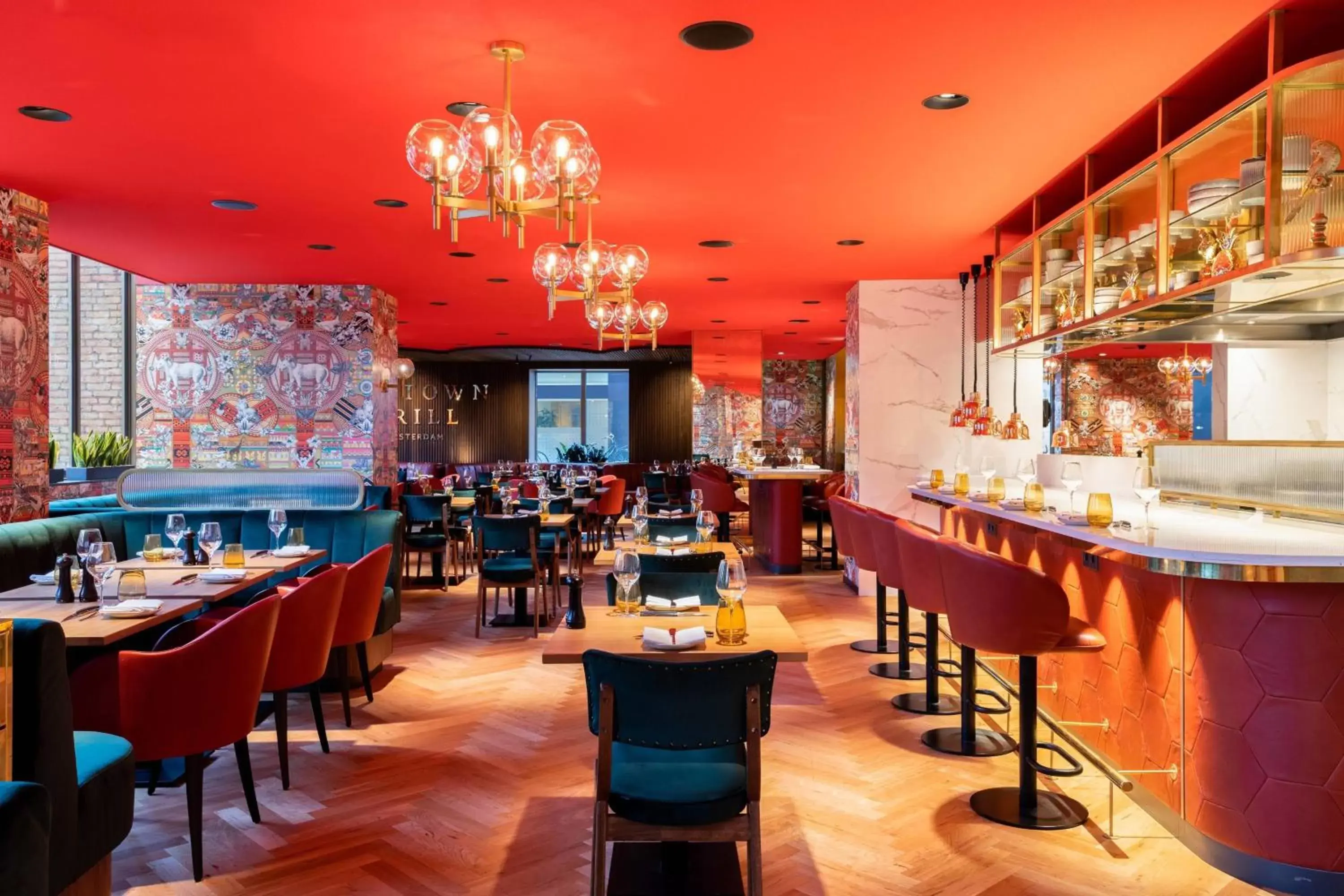 Kitchen or kitchenette, Restaurant/Places to Eat in Amsterdam Marriott Hotel