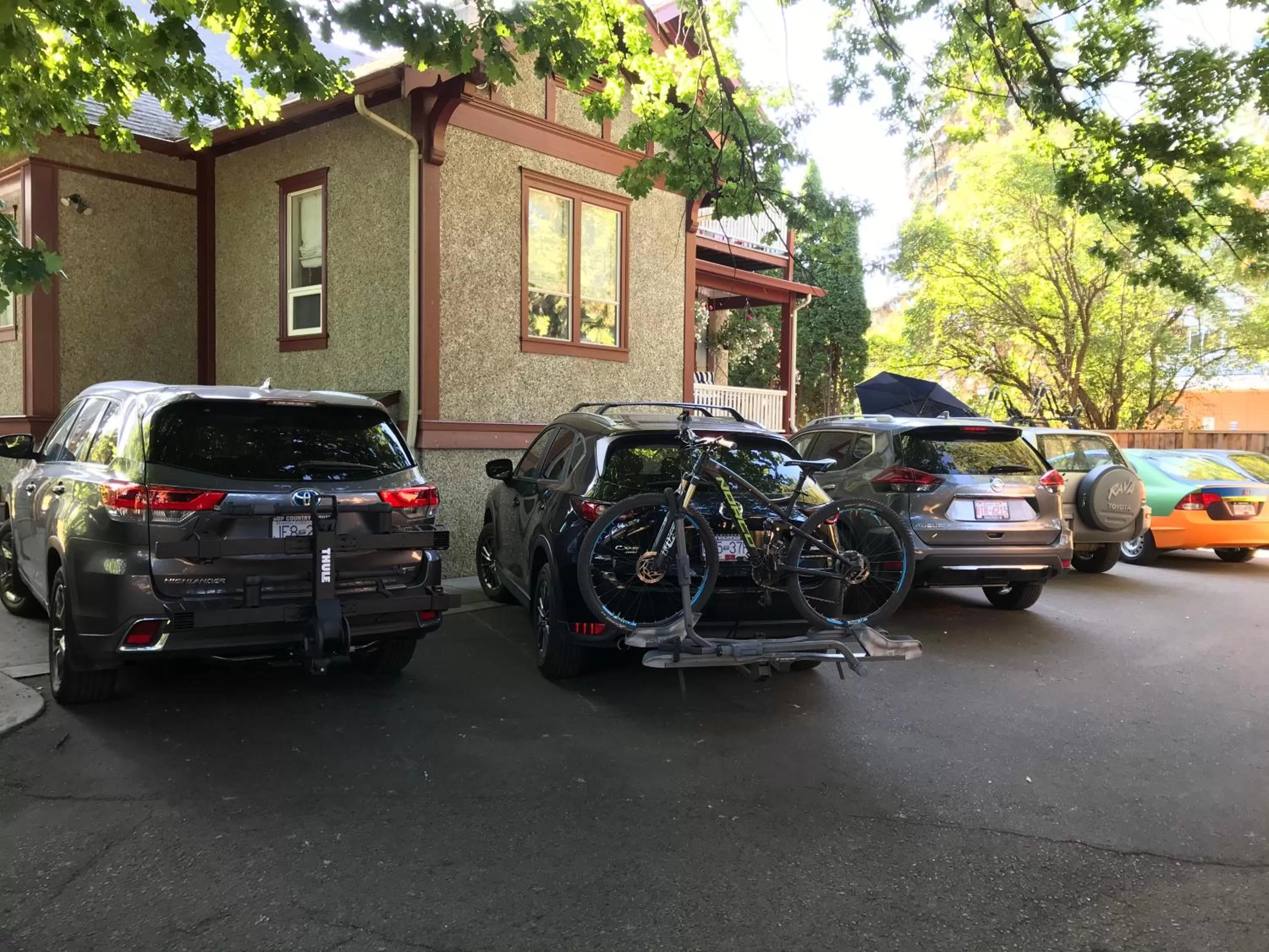 Facade/entrance, Property Building in Stirling House