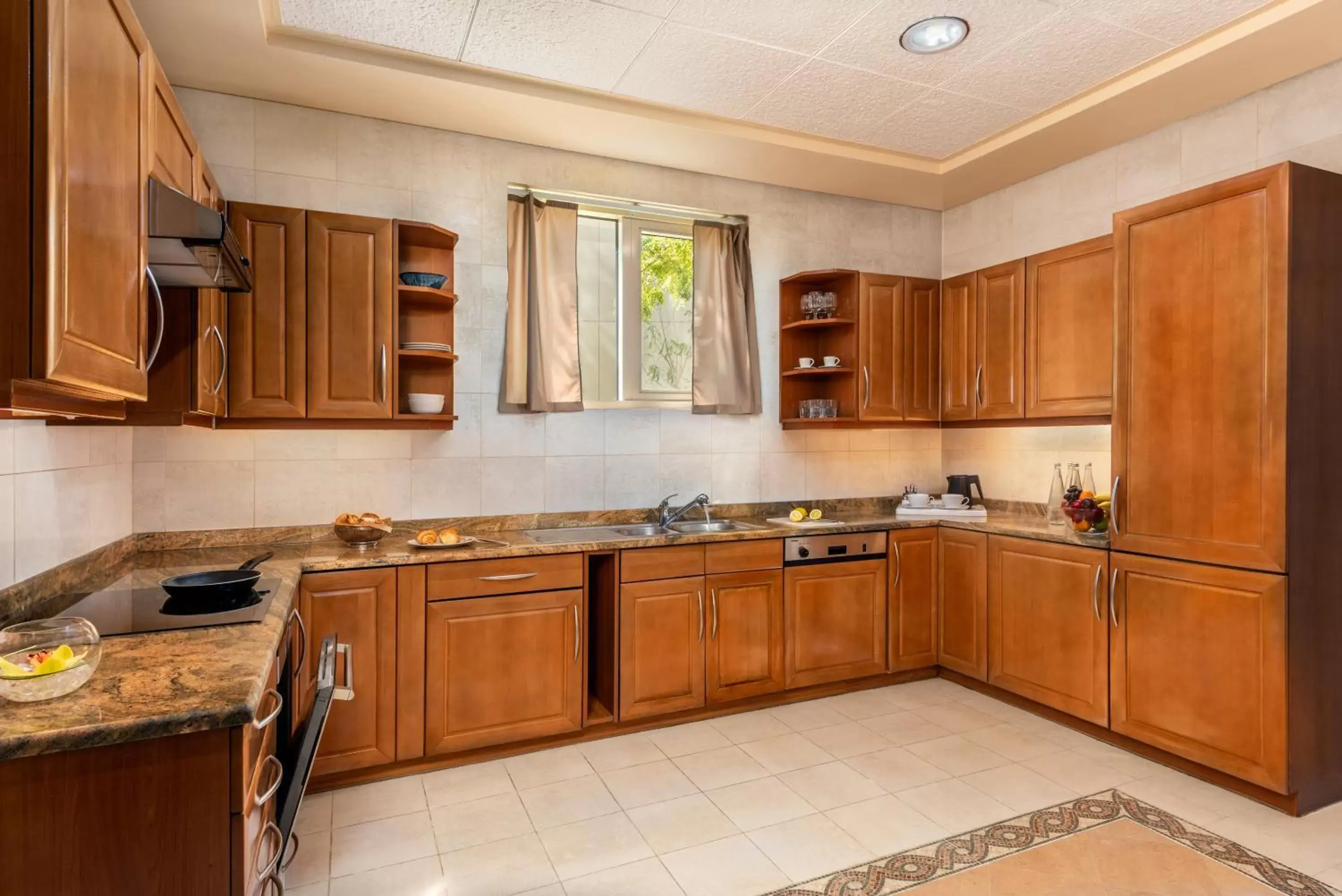 kitchen, Kitchen/Kitchenette in Al Raha Beach Hotel