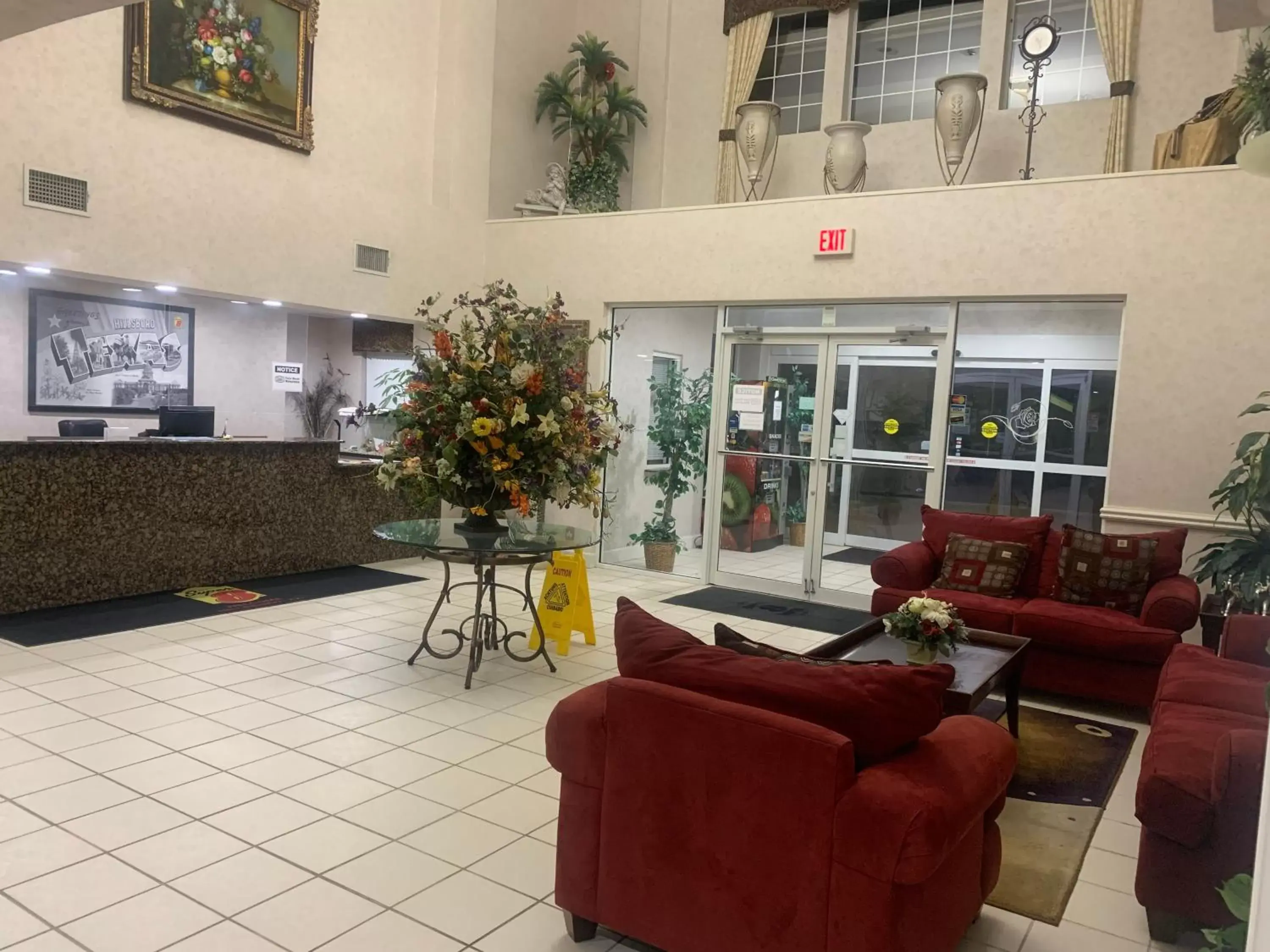 Lobby/Reception in Super 8 by Wyndham Hillsboro TX