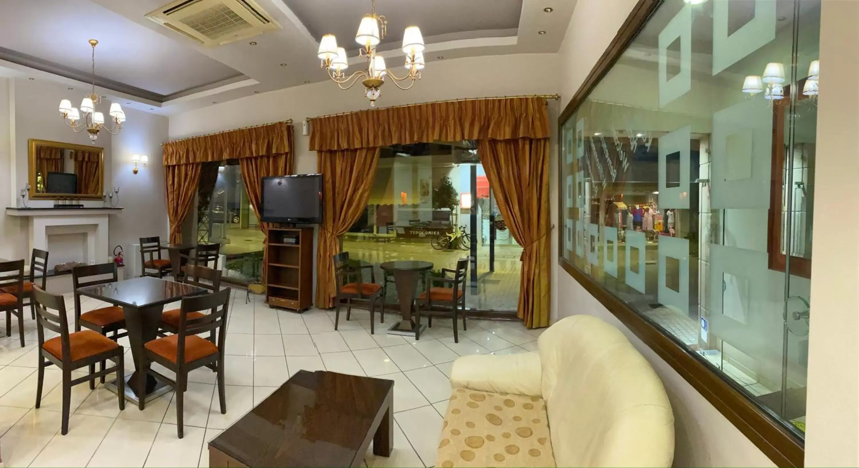 Living room, Restaurant/Places to Eat in Ξενοδοχείο Acropol
