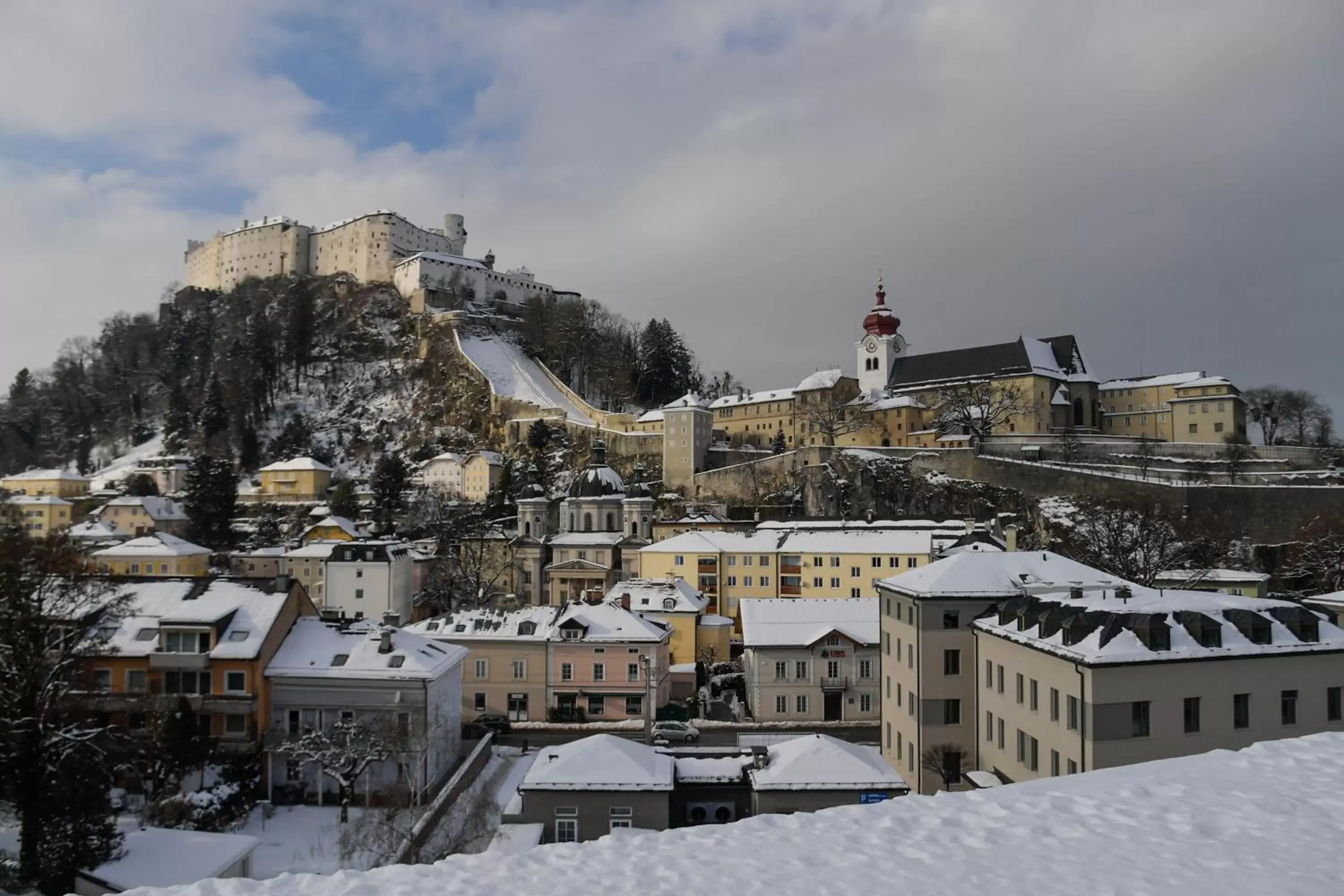 Winter in JUFA Hotel Salzburg City