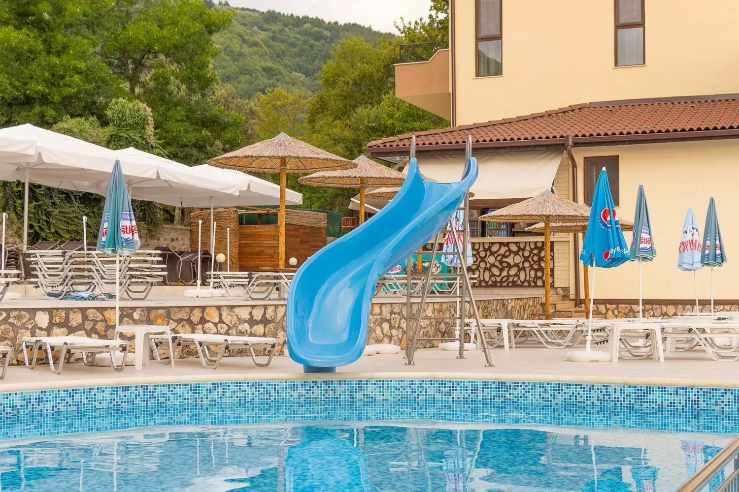 Swimming pool in Eco Hotel Momata