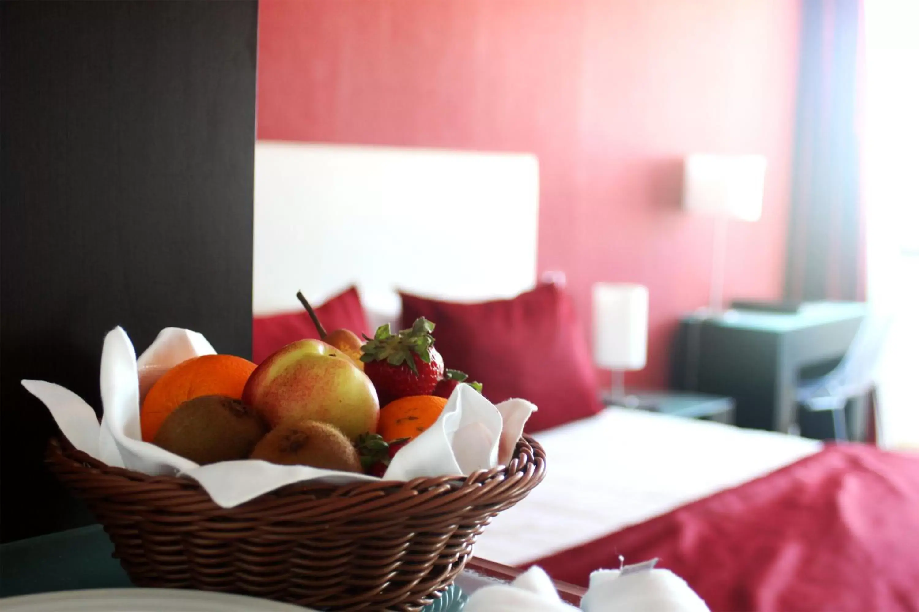 Food, Bed in Miramar Hotel Spa & Apartments Food, Bed in Miramar Hotel Spa & Apartments
