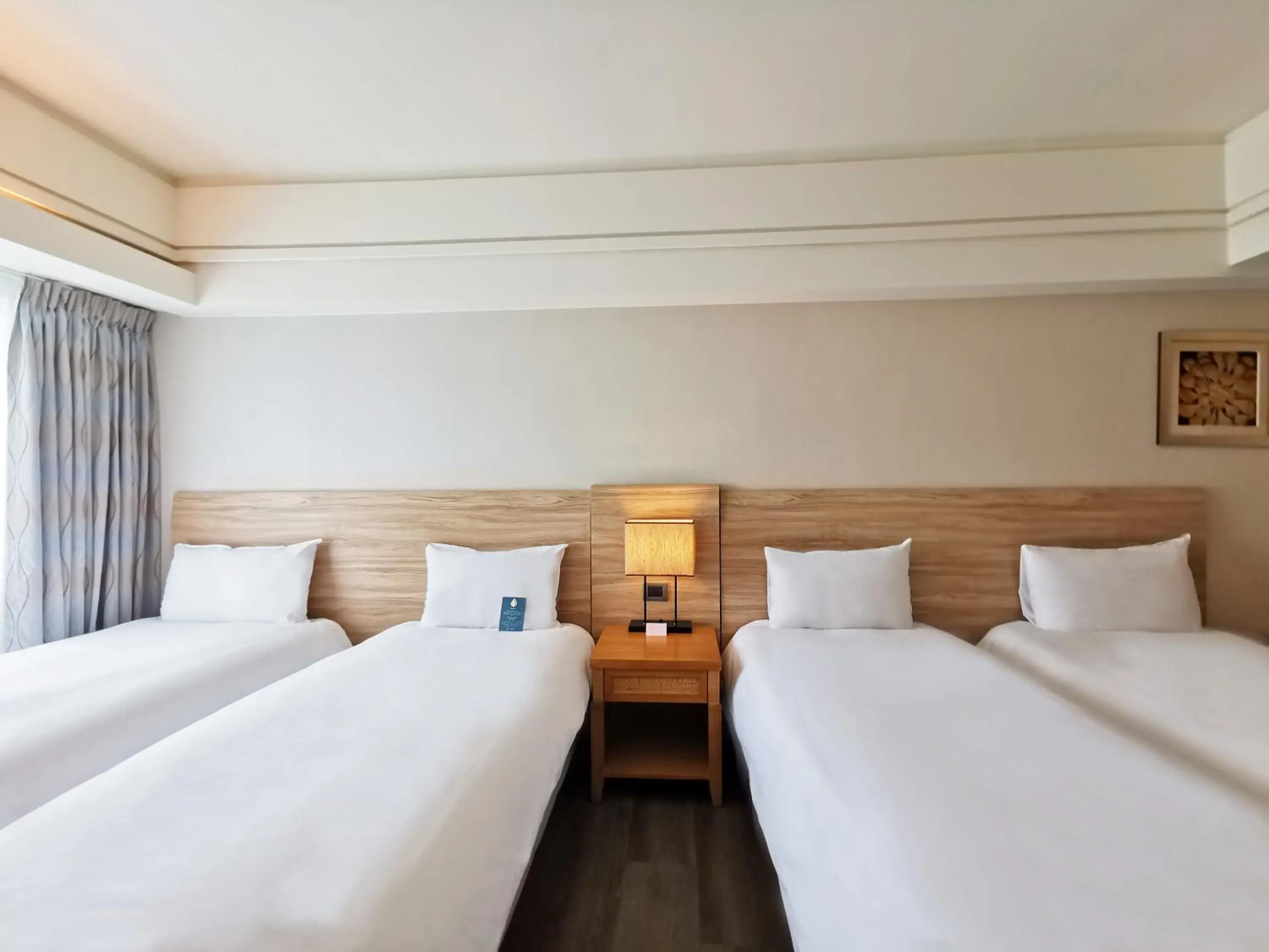 Superior Quadruple Room in Azure Hotel Superior Quadruple Room in Azure Hotel