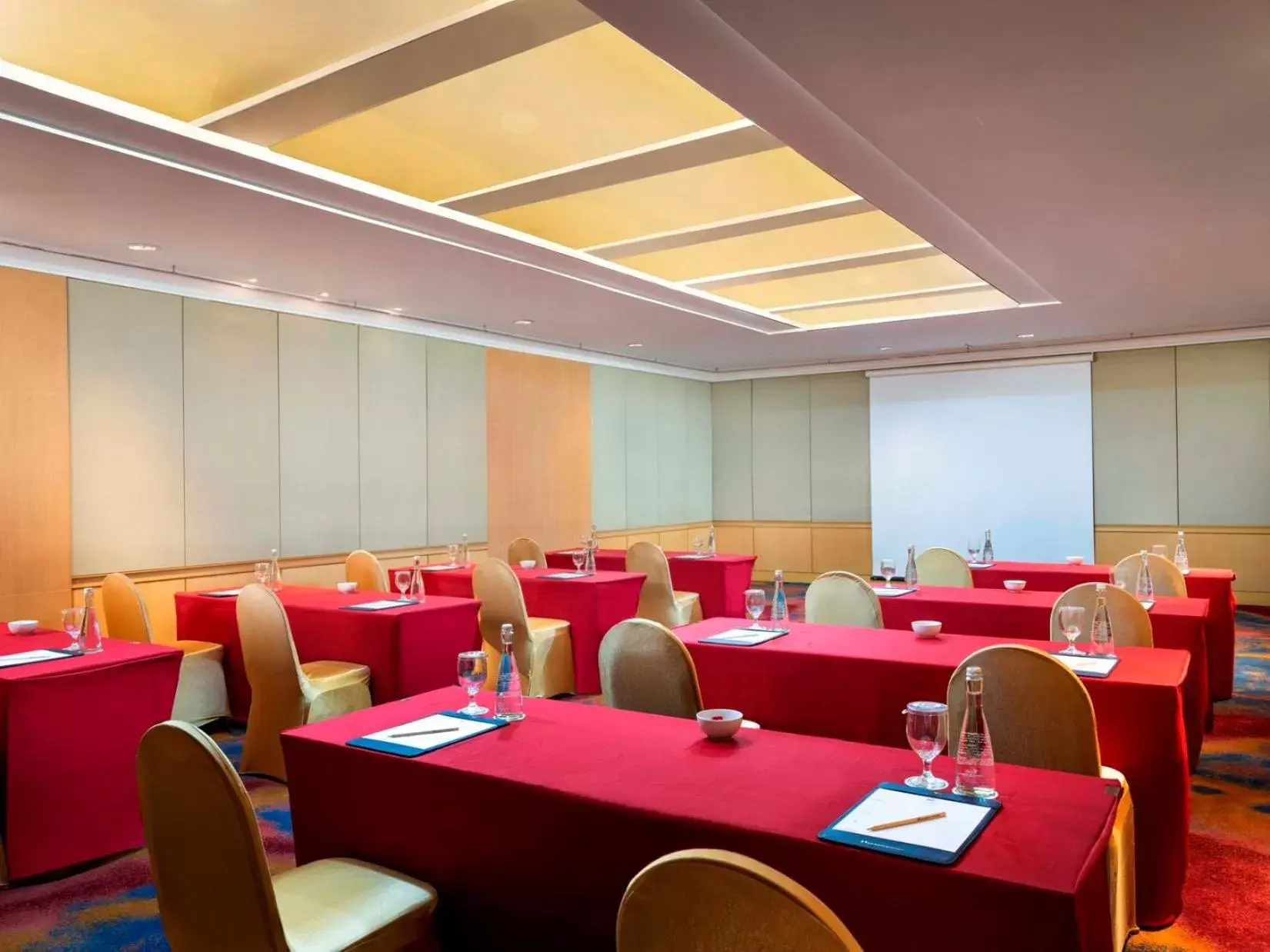 Meeting/conference room in Hotel Ciputra Jakarta managed by Swiss-Belhotel International