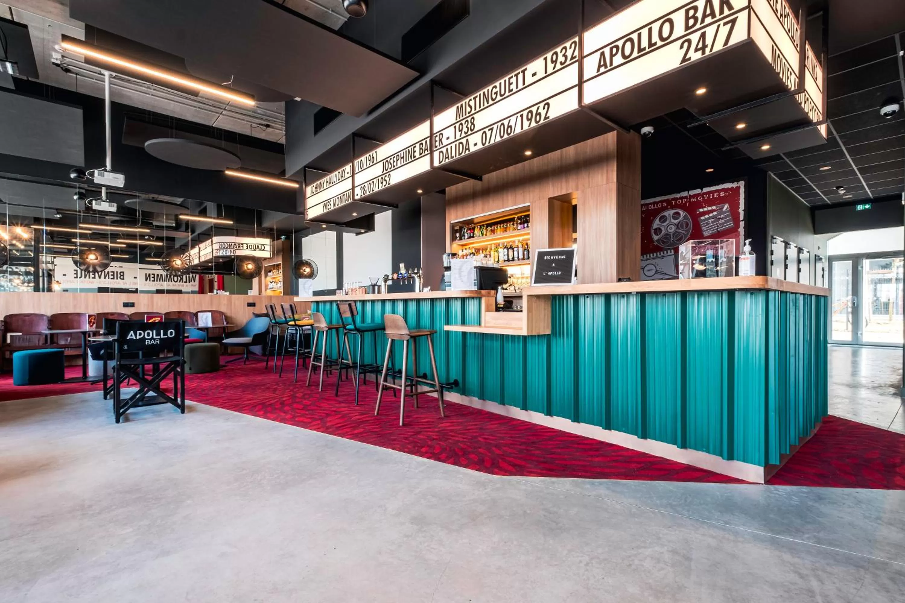 Lounge or bar in ibis Styles Lens Centre Gare