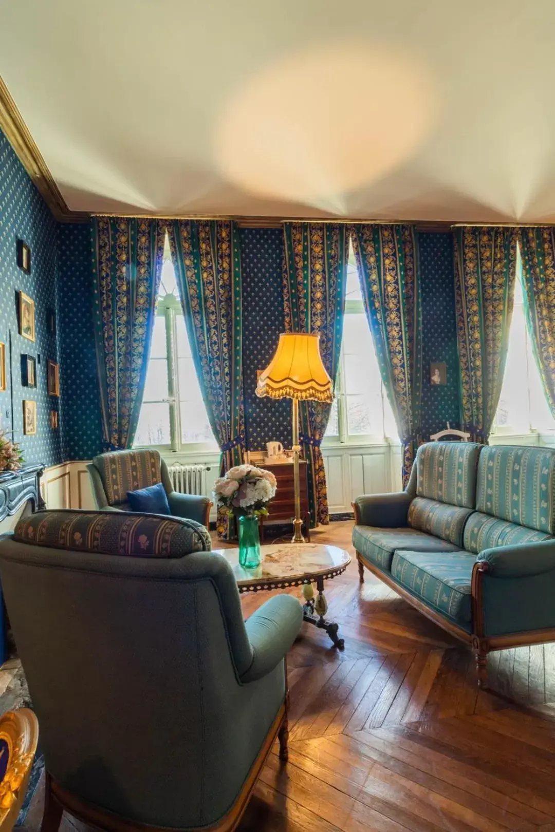 Living room, Seating Area in Chateau du Hallay