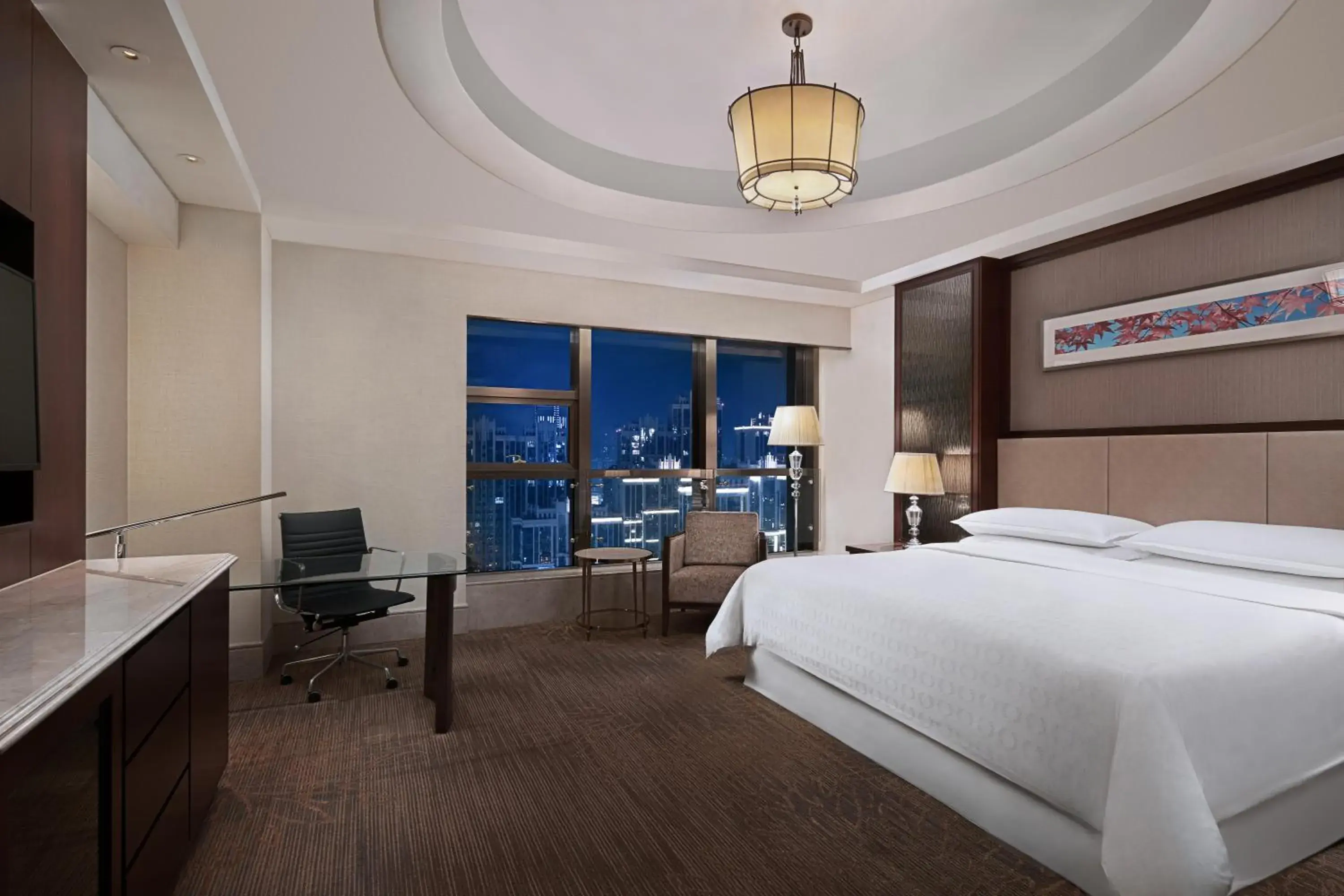 Bed in Sheraton Nanchang Hotel