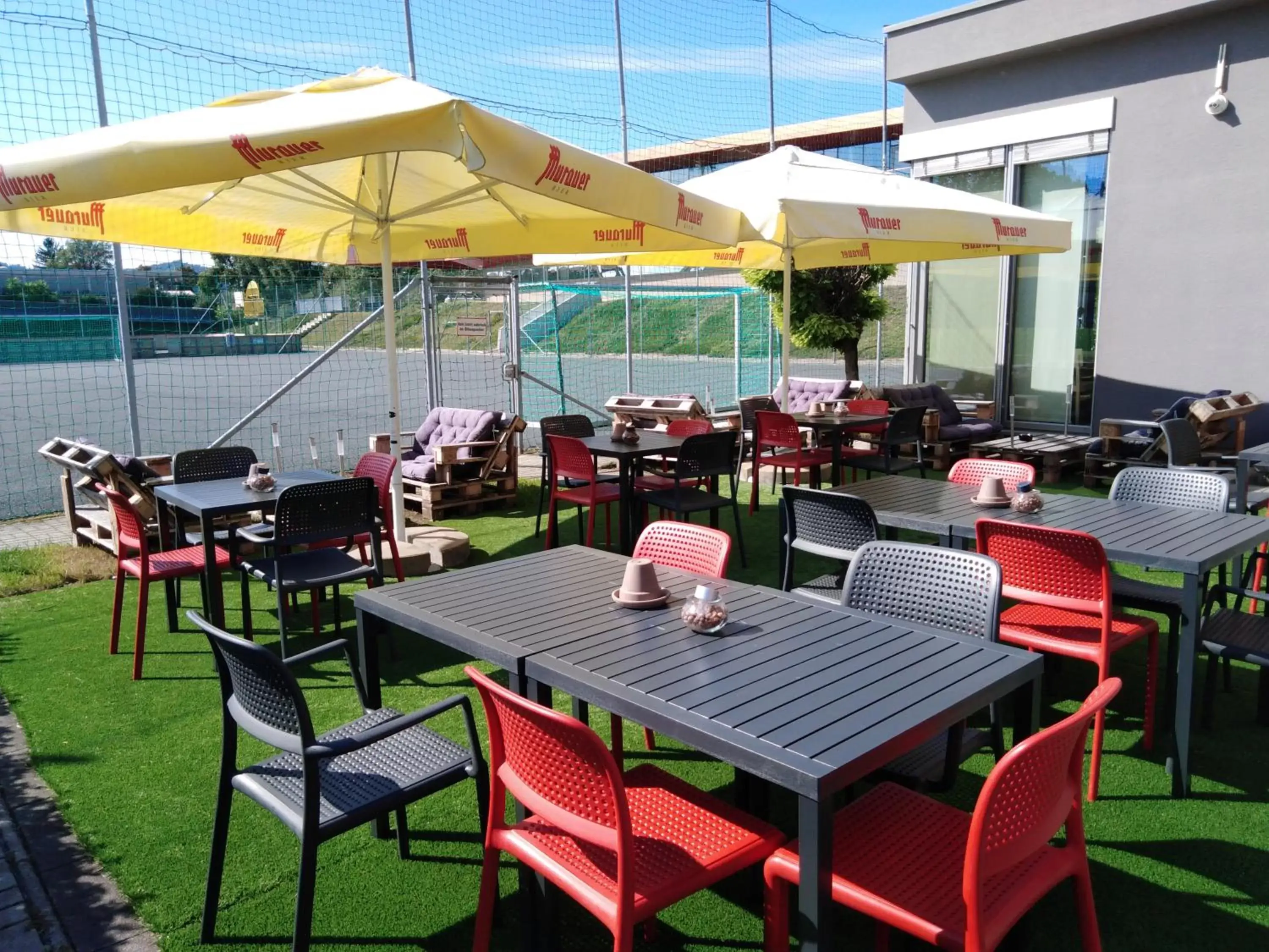 Balcony/Terrace, Restaurant/Places to Eat in JUFA Hotel Graz Süd