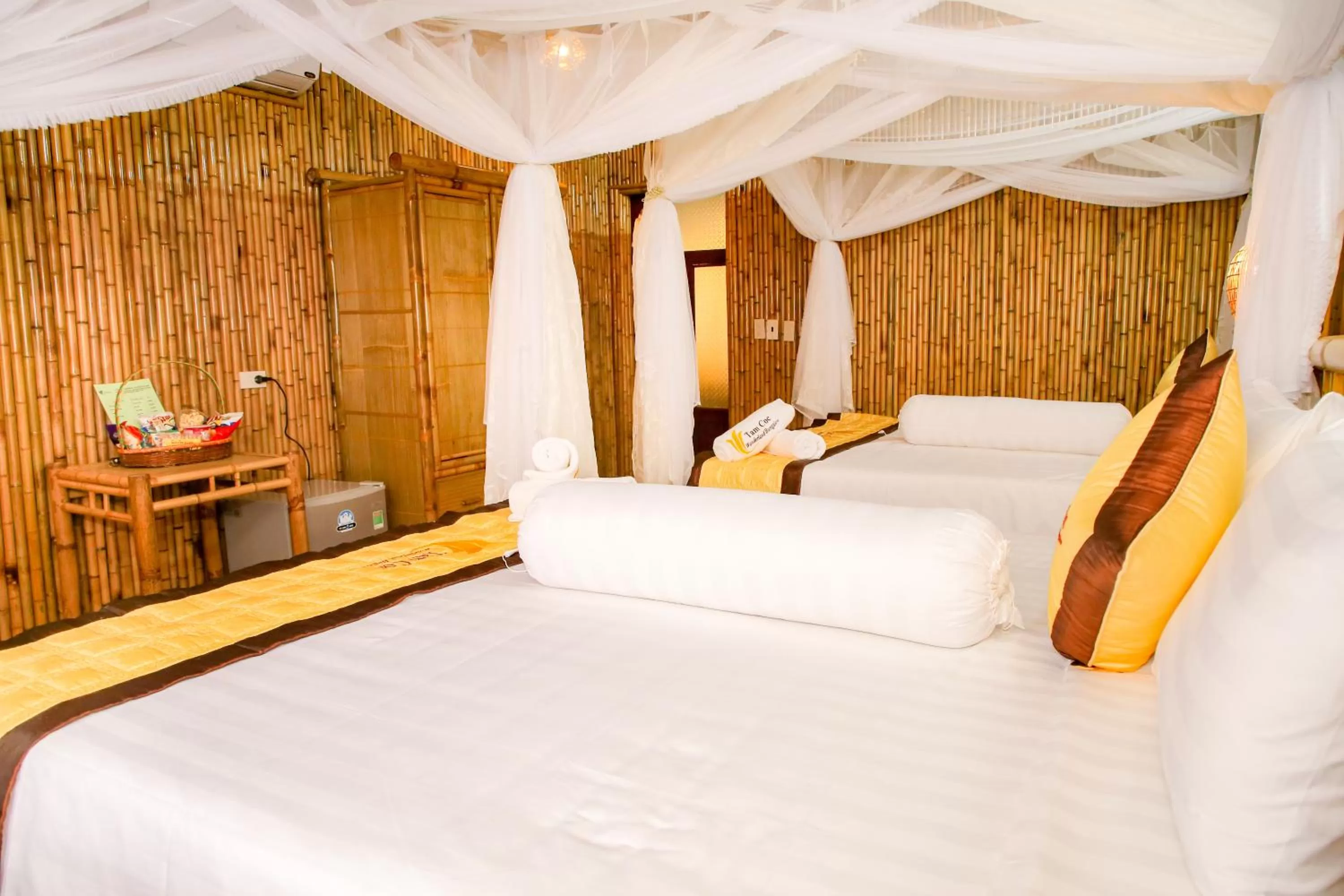 Bed in Tam Coc Wonderland Bungalow