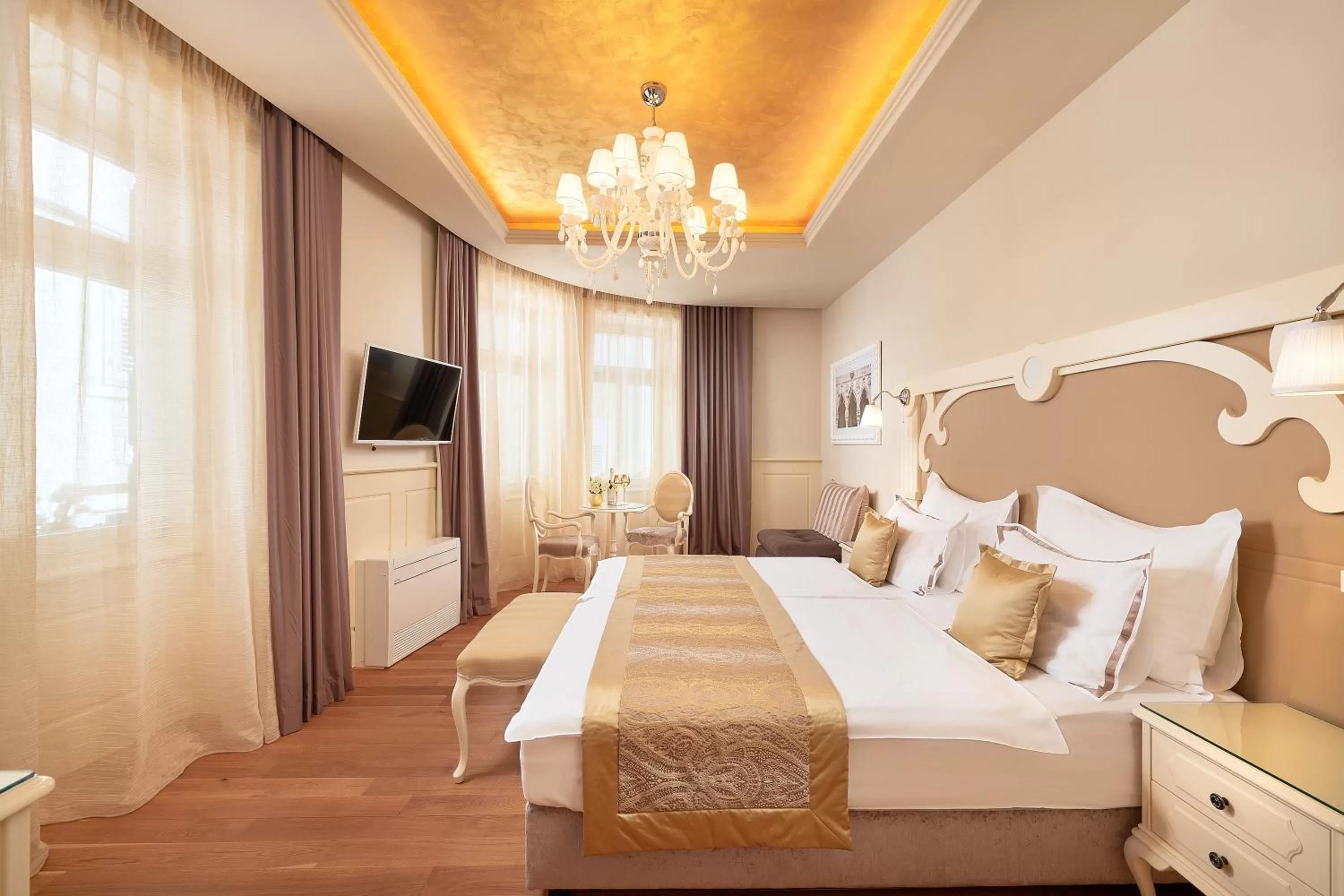 Bed in Piazza Heritage Hotel