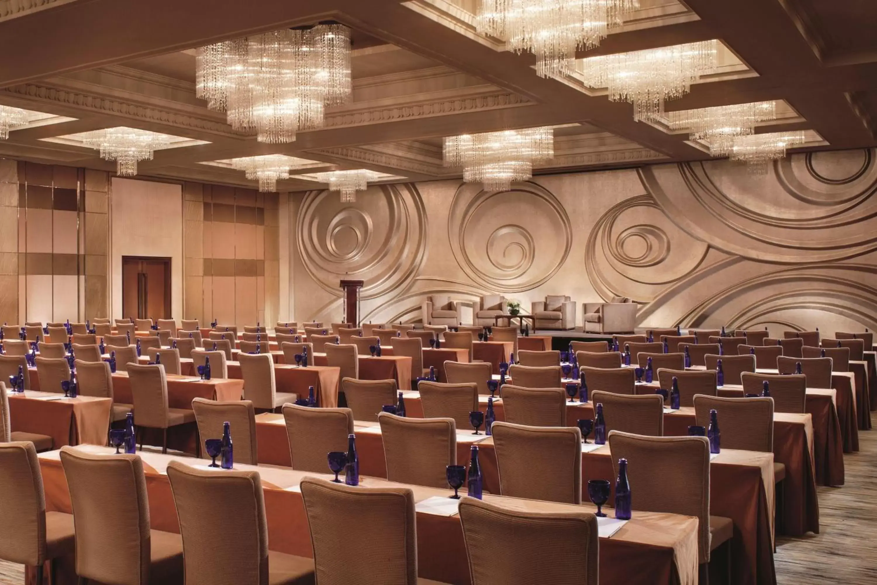 Meeting/conference room in The Portman Ritz-Carlton Shanghai