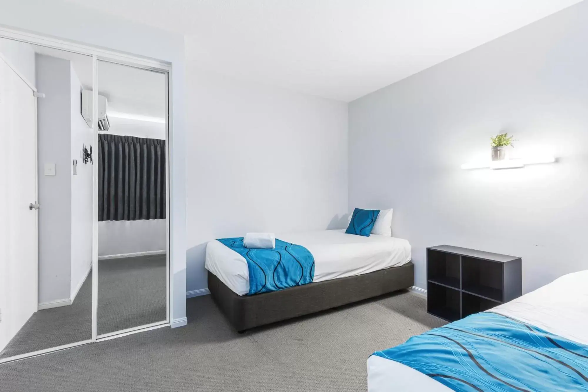 Bed in Bayview Tower Bed in Bayview Tower