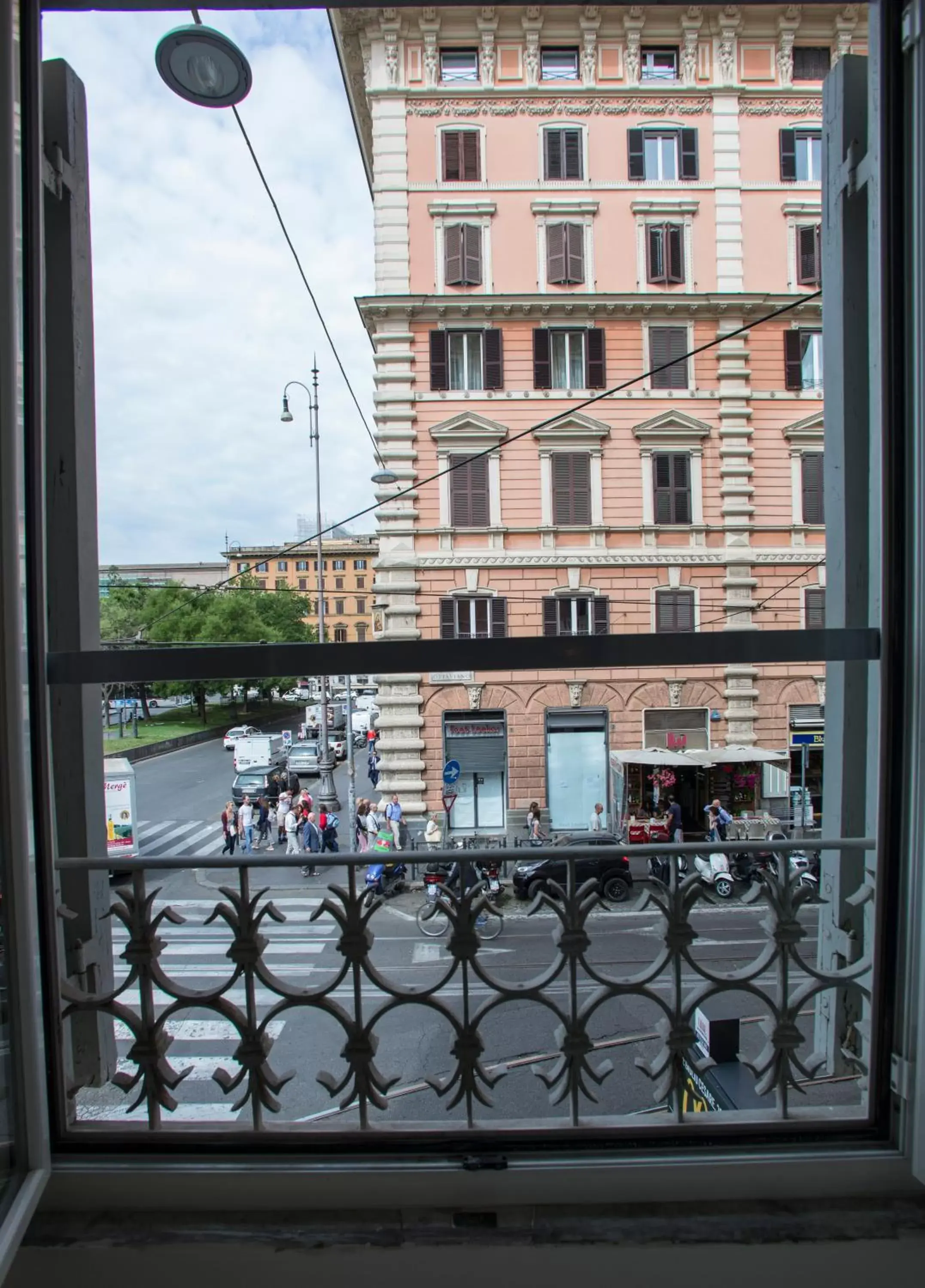 City view in San Pietro Grand Suite