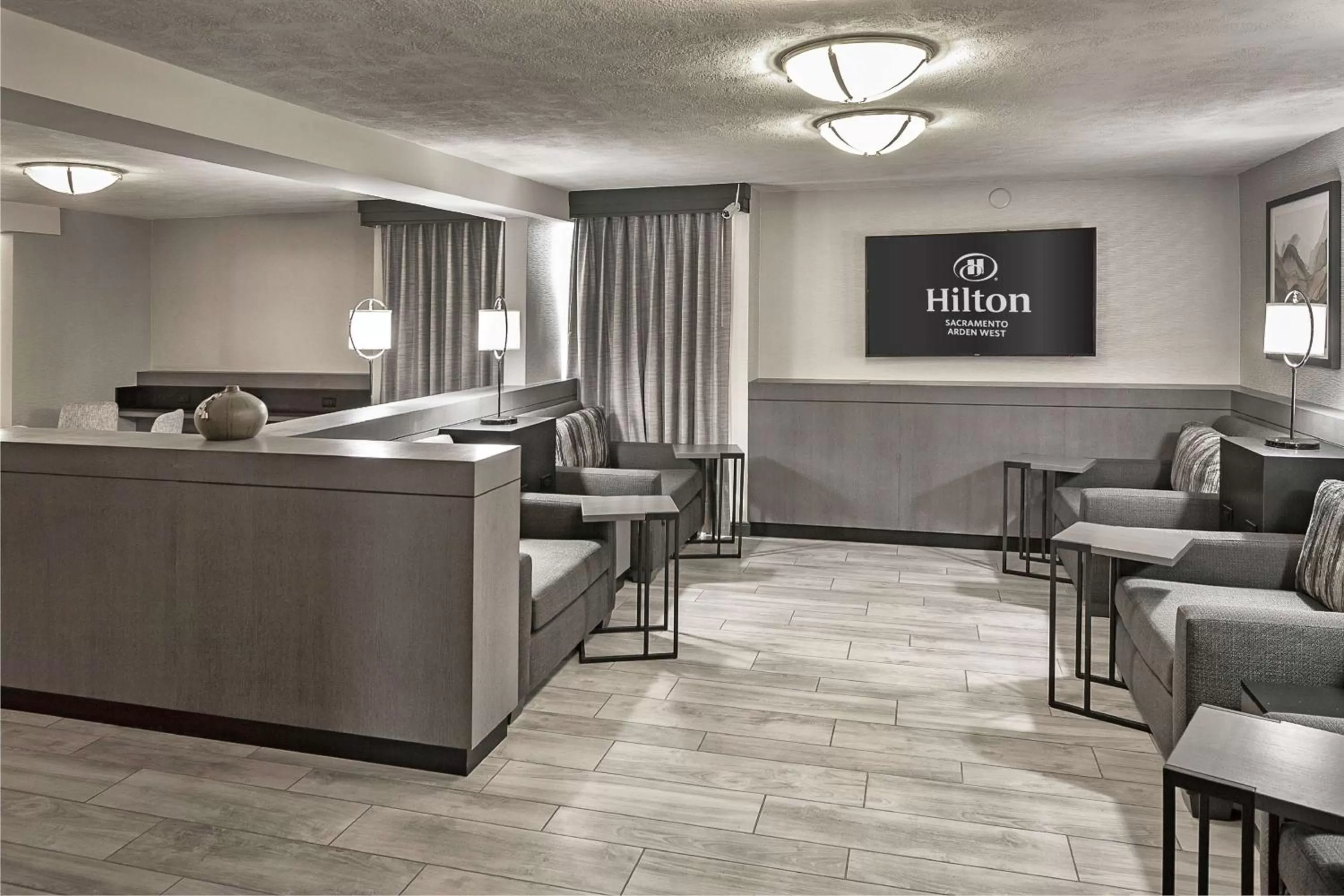 Property building in Hilton Sacramento Arden West