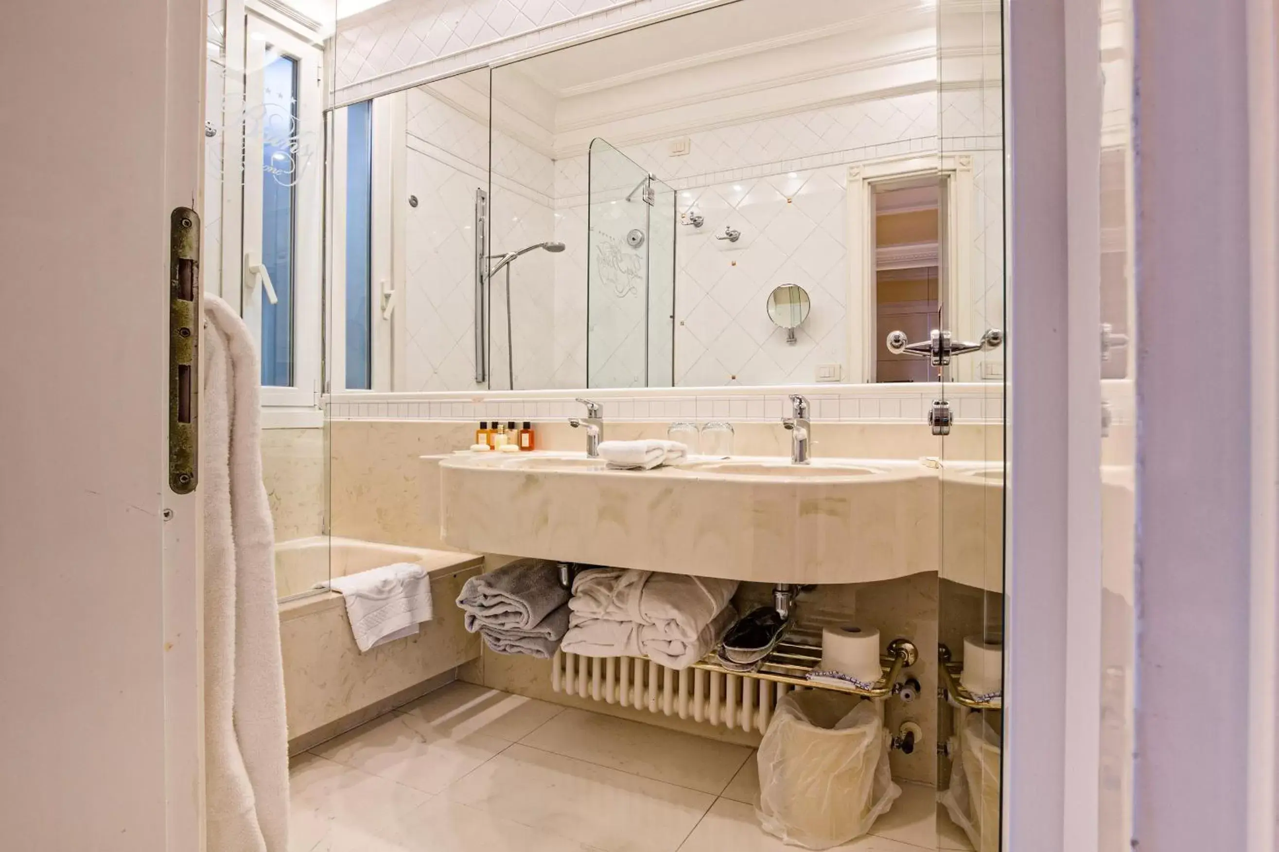 Bathroom in Grand Hotel Des Bains