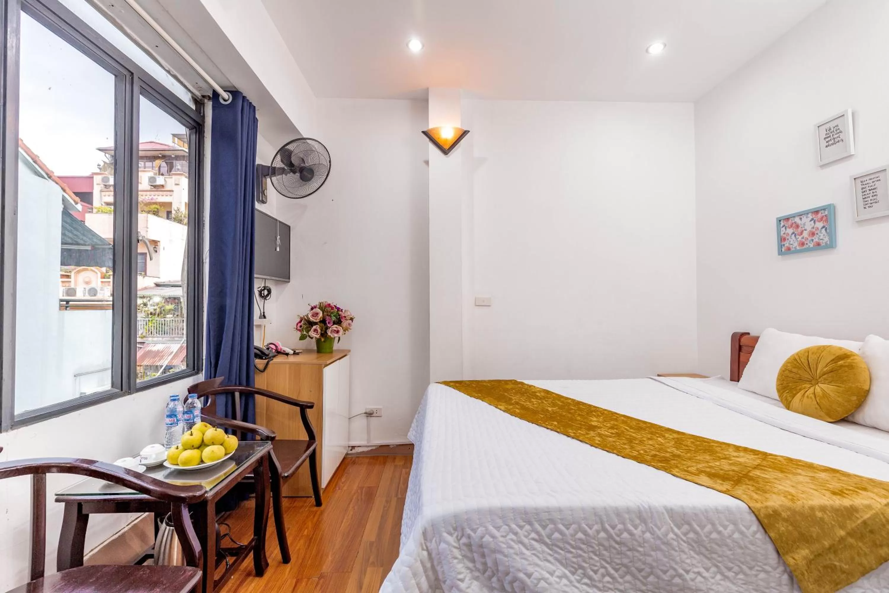 Bed in Hanoi View Legend Hotel