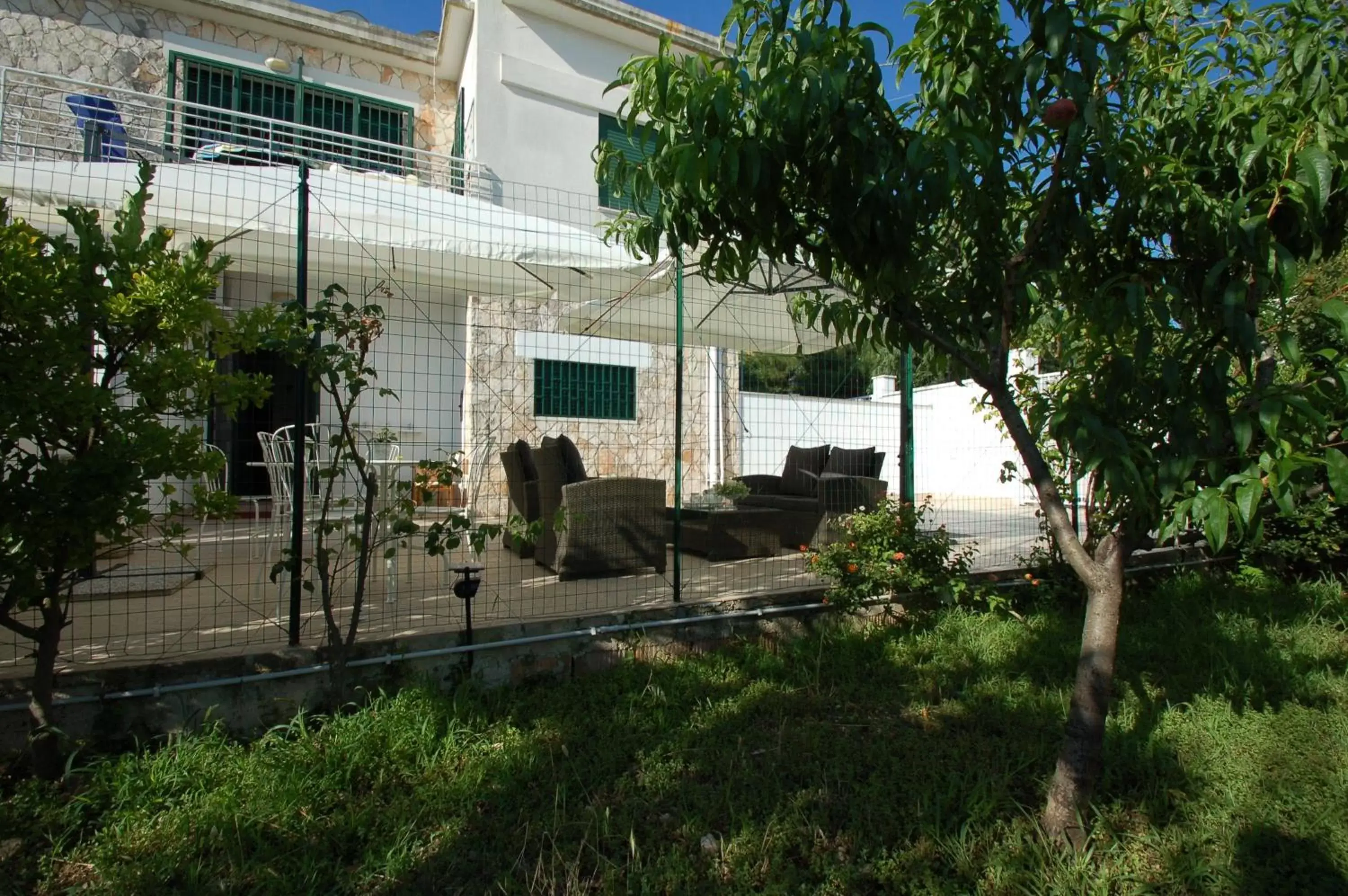 Garden, Property Building in Giardino dei Frutti