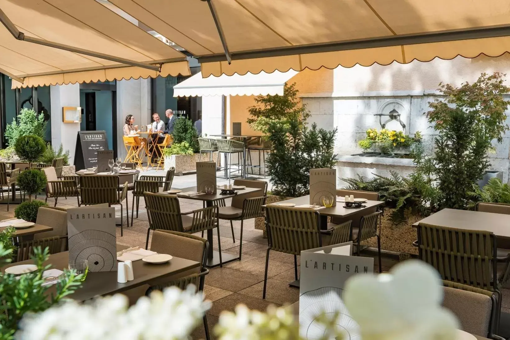 Balcony/Terrace, Restaurant/Places to Eat in Hotel Rotary Geneva - MGallery