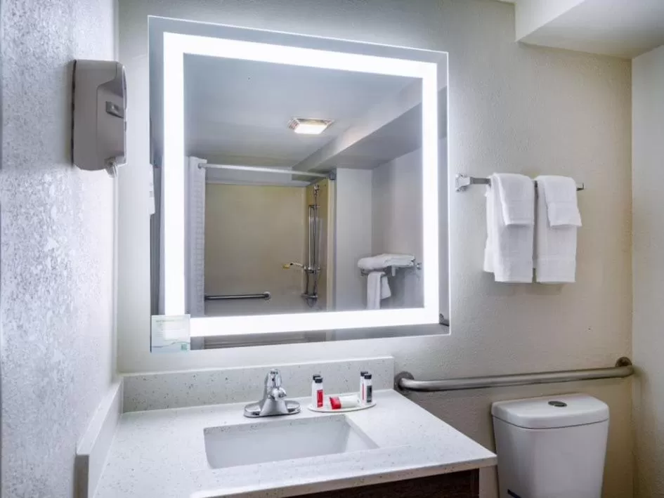 Days Inn by Wyndham Clemson