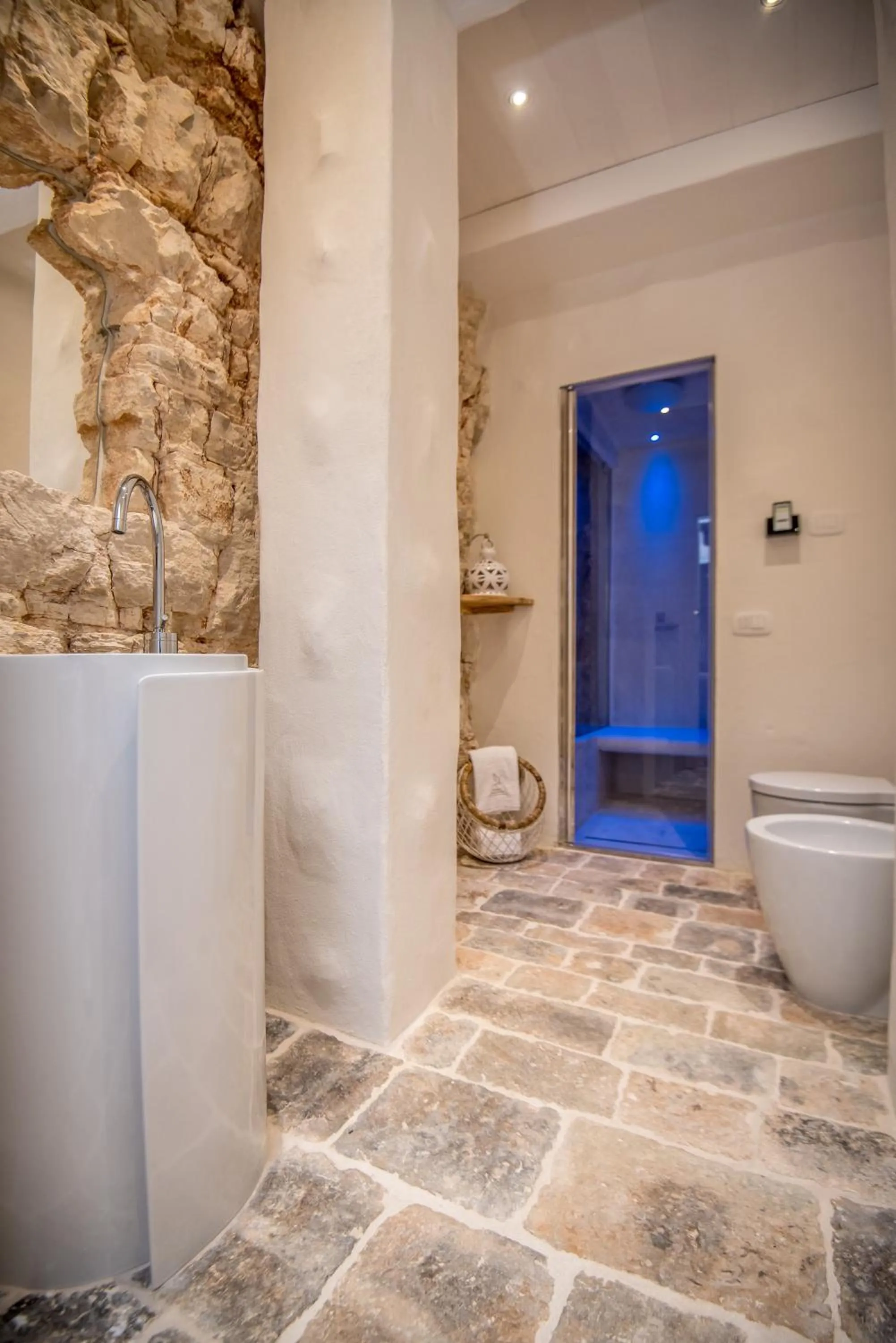 Shower in Resort La Corte Dell'Astore - Wild in Style Resort