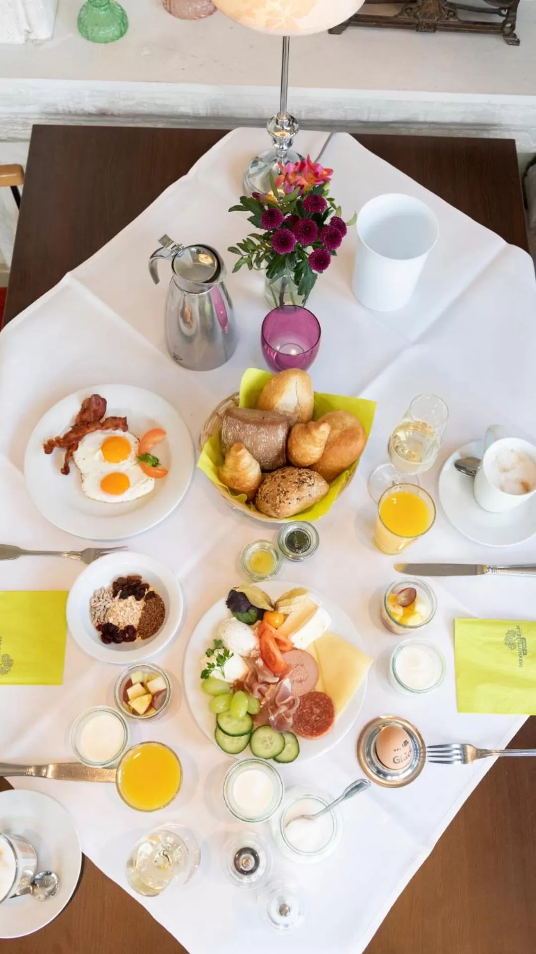 Breakfast in Parkhotel Bilm im Glück am Stadtrand Hannovers