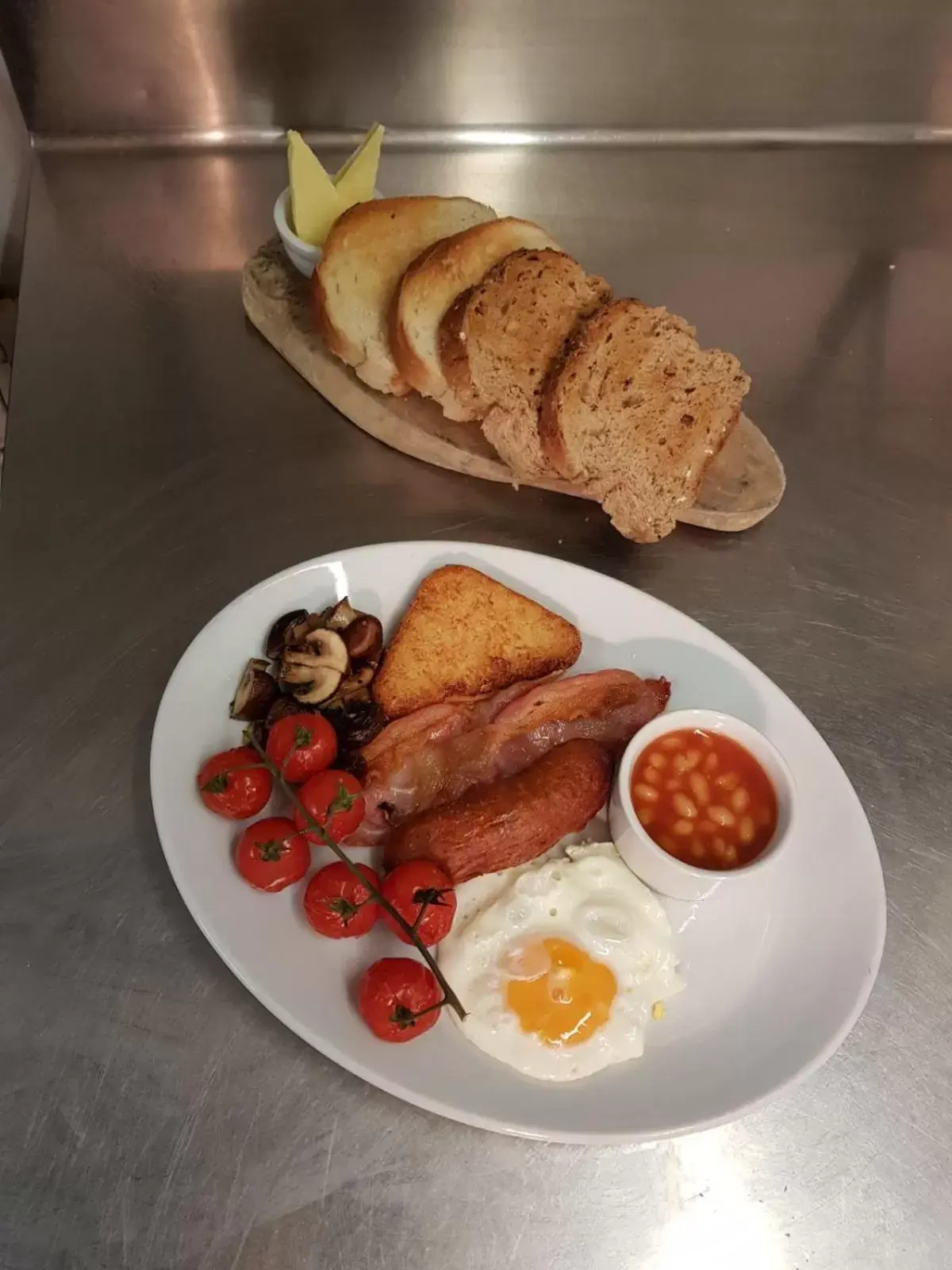 English/Irish breakfast, Food in Monkey Brewhouse