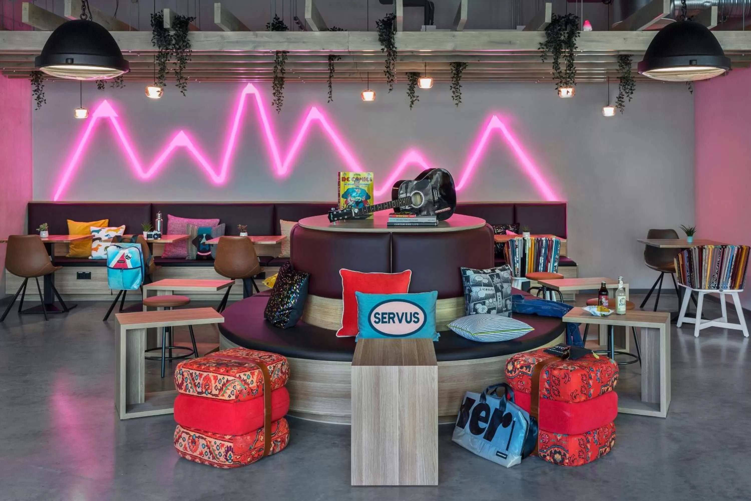 Living room in Moxy Munich Ostbahnhof