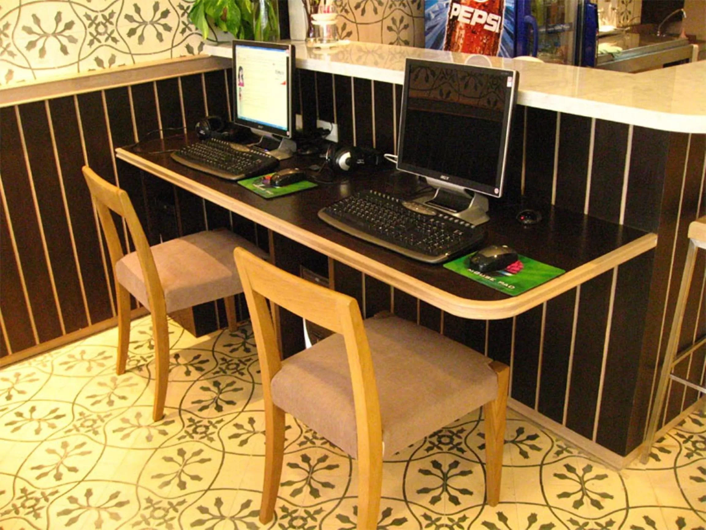 Business facilities in Aphrodite Inn Bangkok