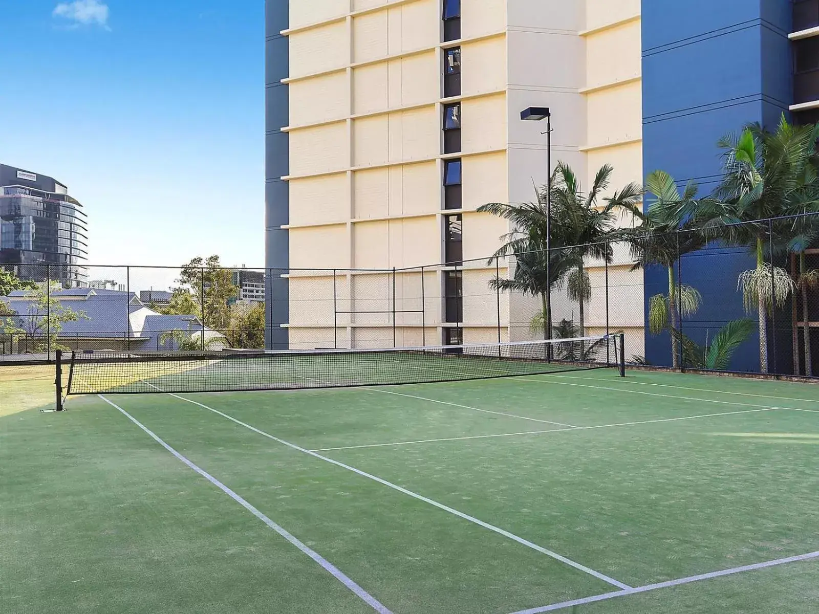 Tennis court, Tennis/Squash in River Plaza Apartments