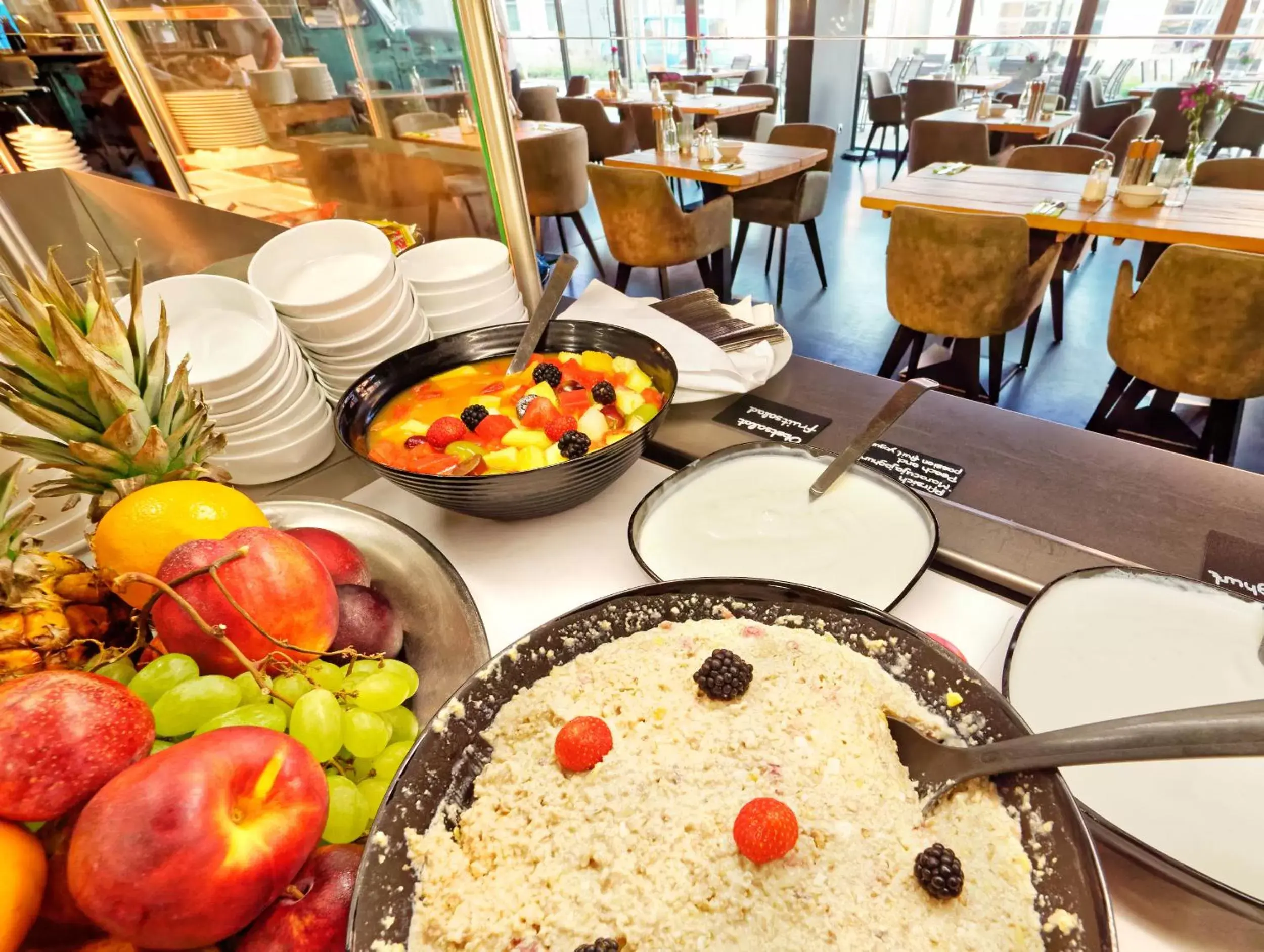 Breakfast in V8 HOTEL Classic Motorworld Region Stuttgart Breakfast in V8 HOTEL Classic Motorworld Region Stuttgart