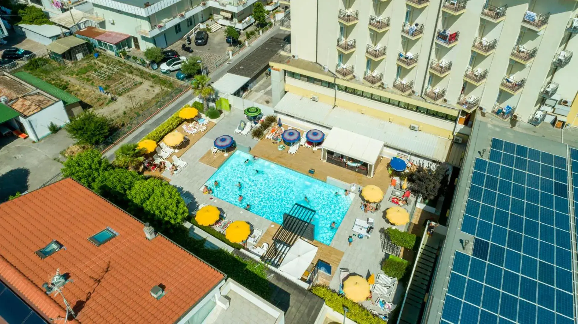 Bird's-eye View in Hotel Montmartre