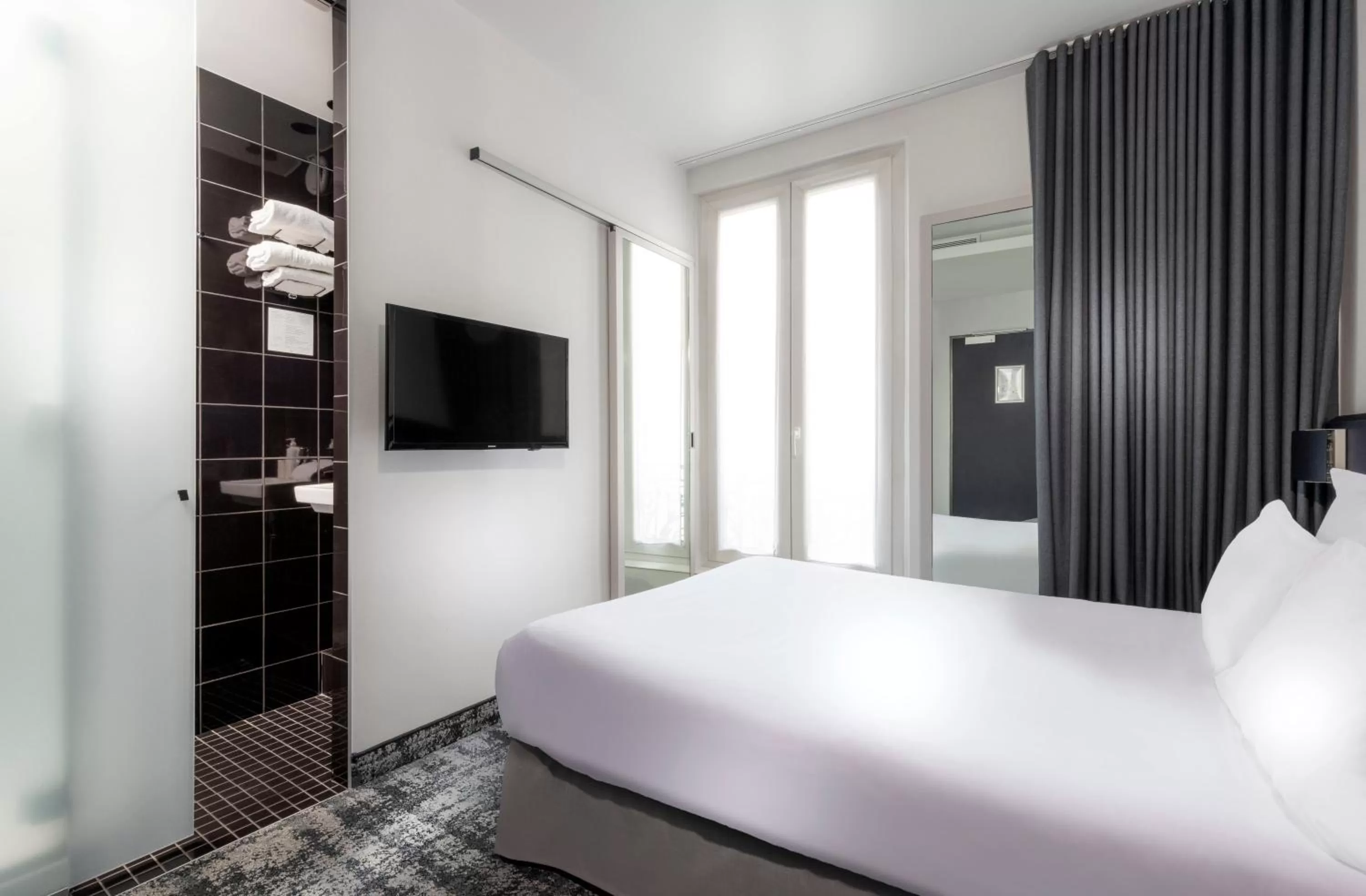 Bed in Libertel Austerlitz Jardin des Plantes