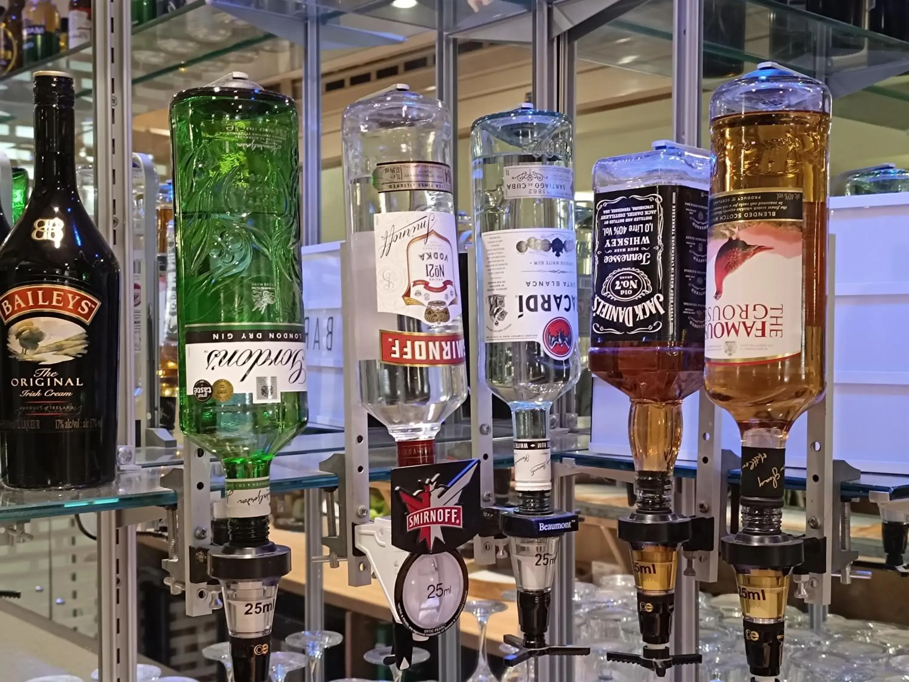 Lounge or bar in Gainsborough Lodge Lounge or bar in Gainsborough Lodge