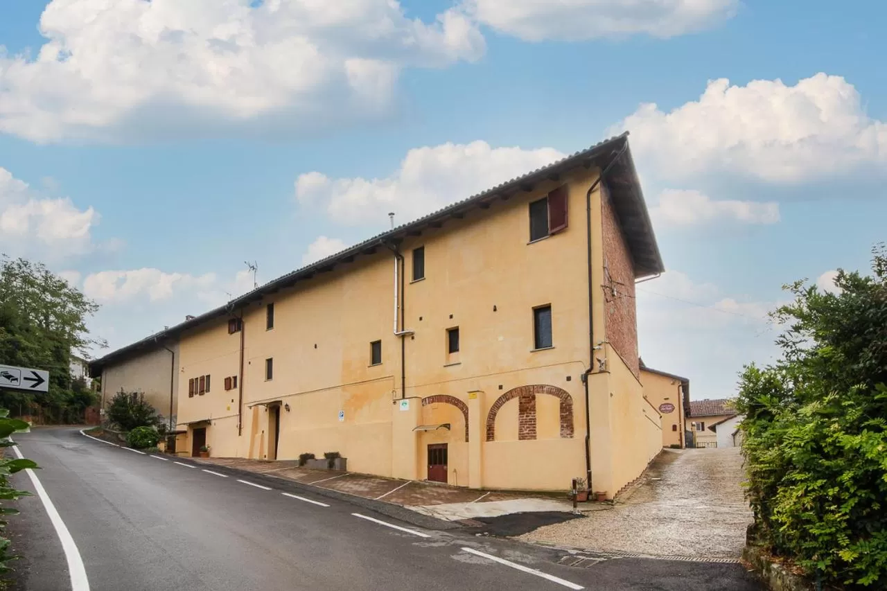 Parking in La Valle B&B