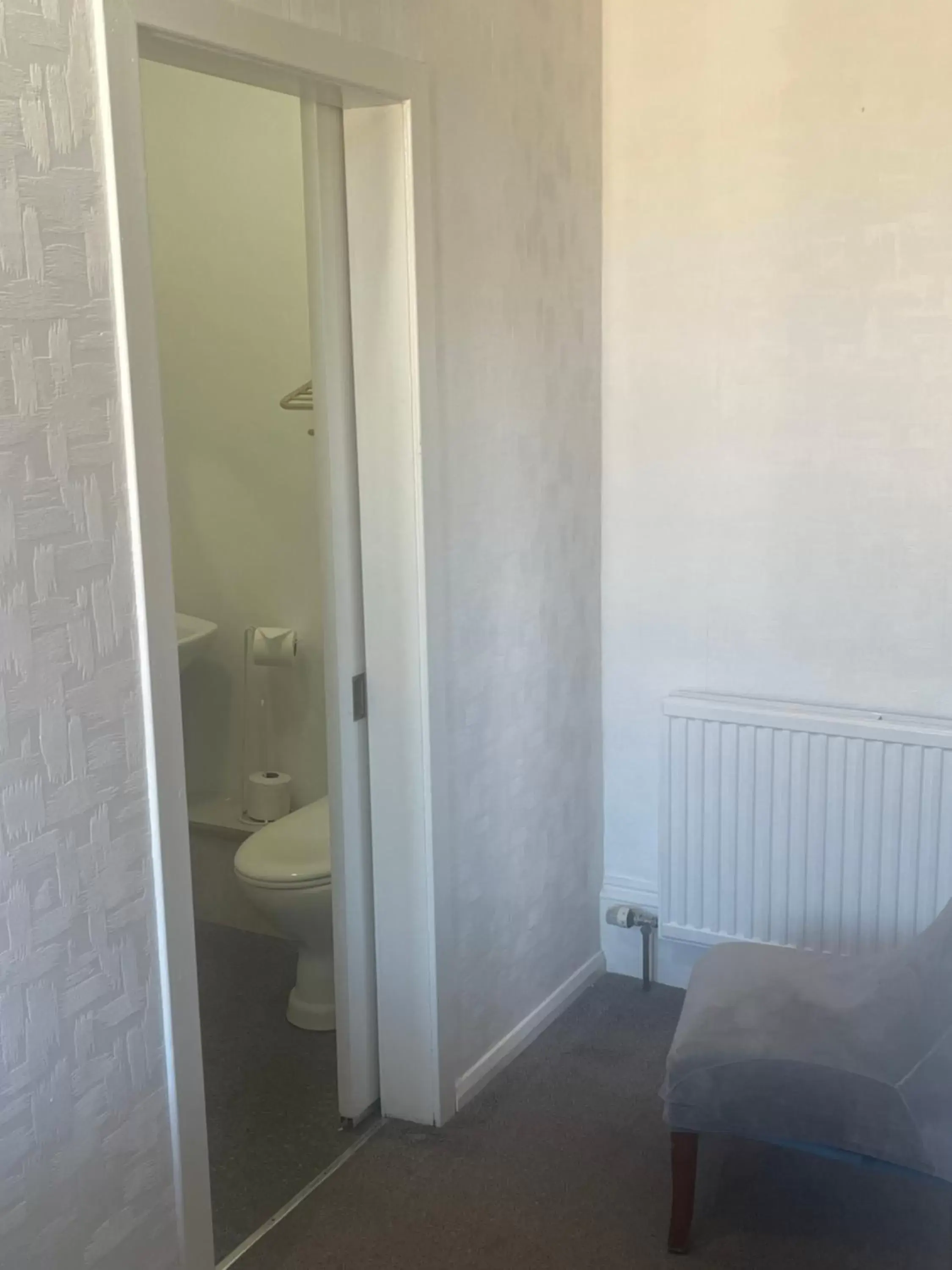 Double Room in Dunarle Guesthouse Double Room in Dunarle Guesthouse