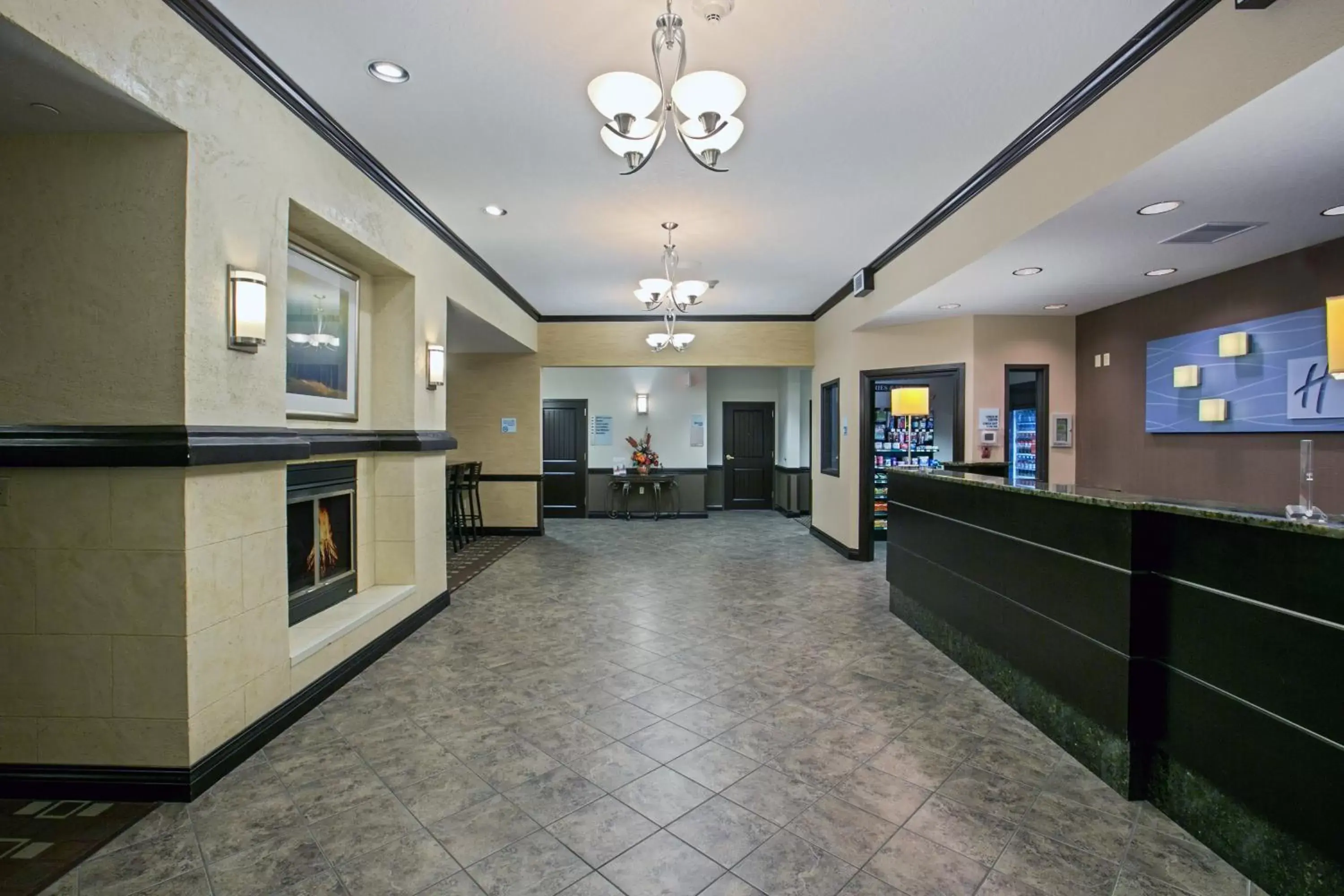 Property building, Lobby/Reception in Holiday Inn Express & Suites - Green Bay East, an IHG Hotel