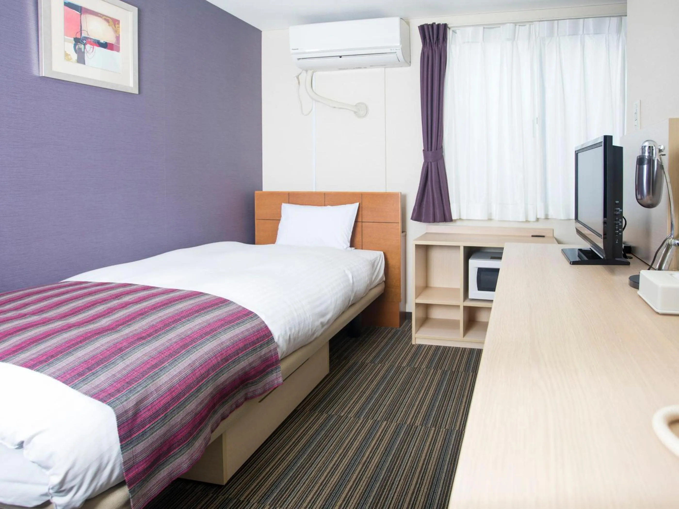 Photo of the whole room, Bed in FLEXSTAY INN Shinagawa