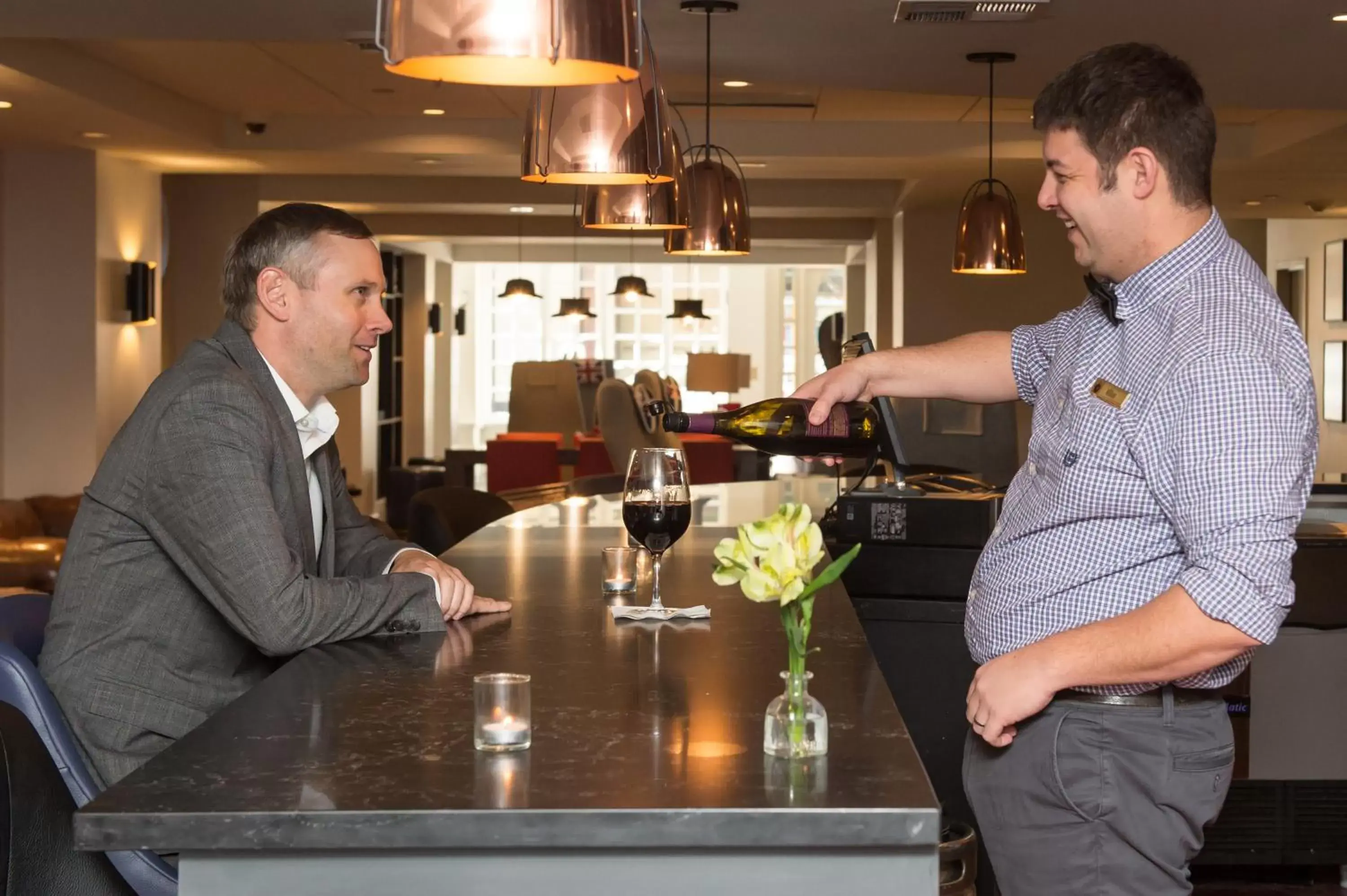 Lounge or bar in King George Lounge or bar in King George