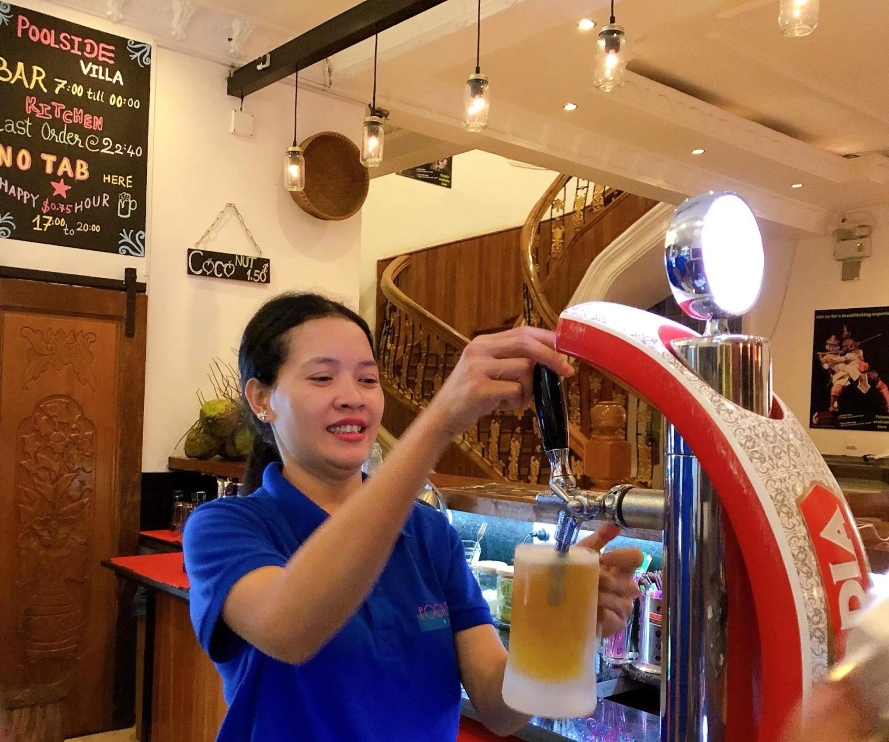 Drinks in Poolside Villa
