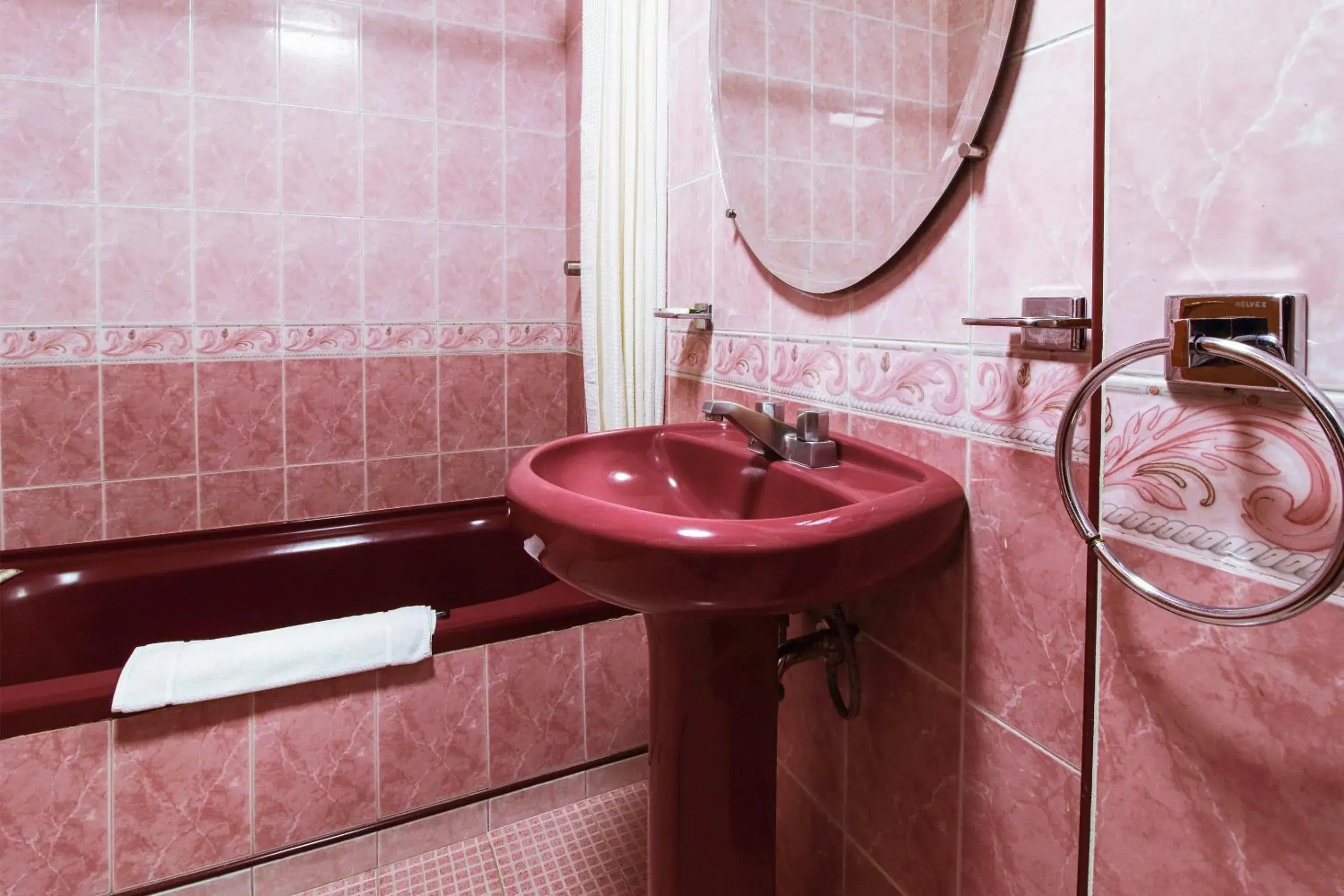 Bathroom in Hotel Lastra
